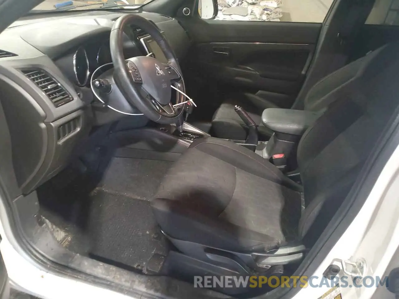 7 Фотография поврежденного автомобиля JA4AR3AU1LU025557 MITSUBISHI OUTLANDER 2020
