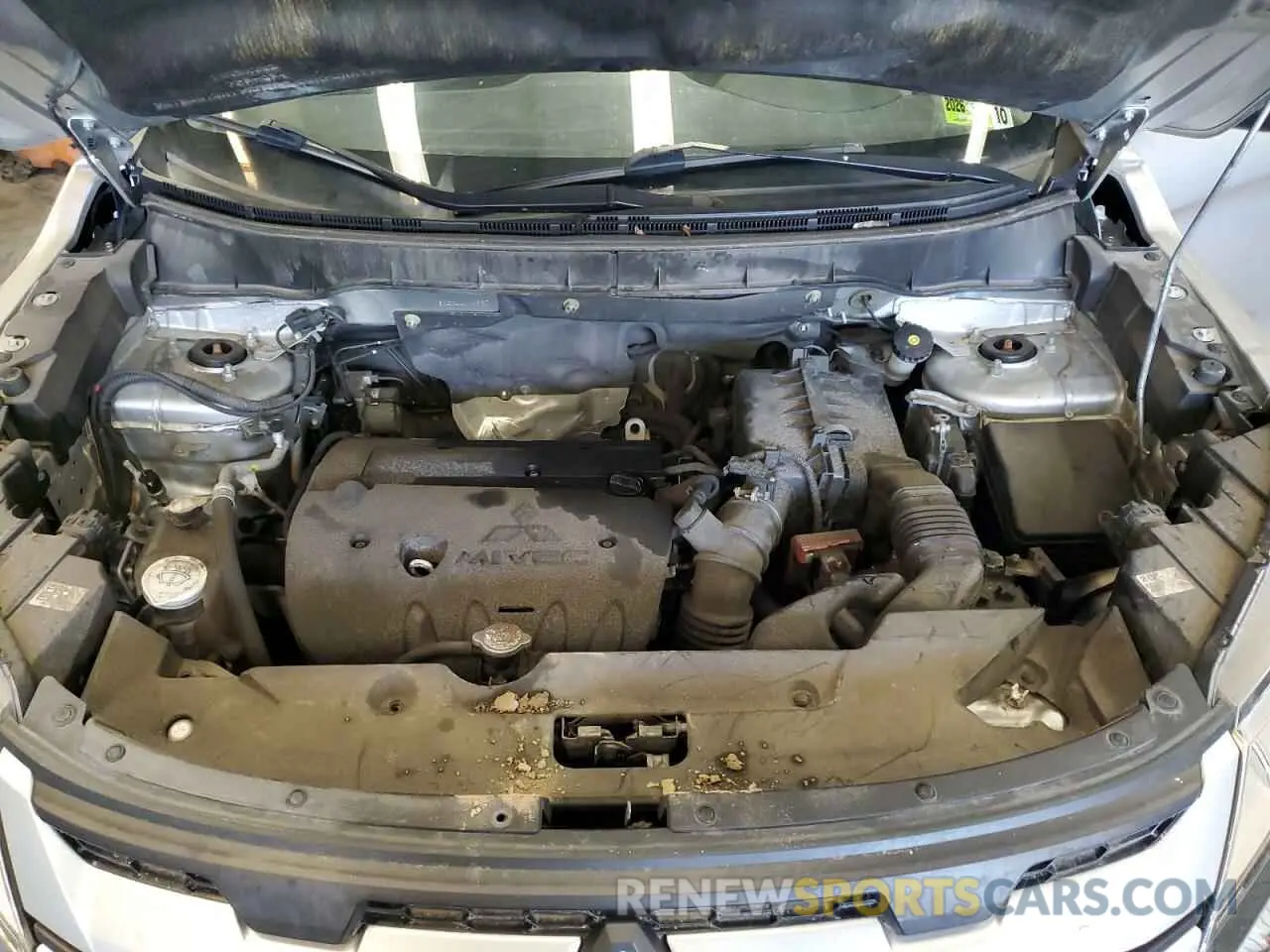 12 Фотография поврежденного автомобиля JA4AR3AU4LU014987 MITSUBISHI OUTLANDER 2020