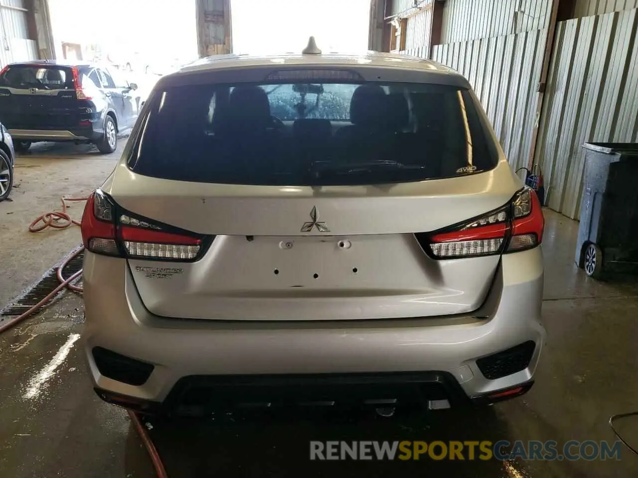 6 Фотография поврежденного автомобиля JA4AR3AU4LU014987 MITSUBISHI OUTLANDER 2020