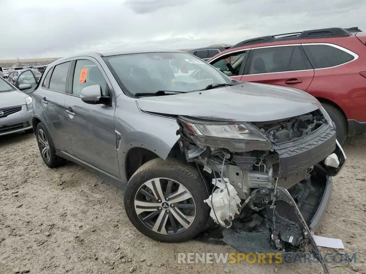 4 Фотография поврежденного автомобиля JA4AR3AU6LU022024 MITSUBISHI OUTLANDER 2020