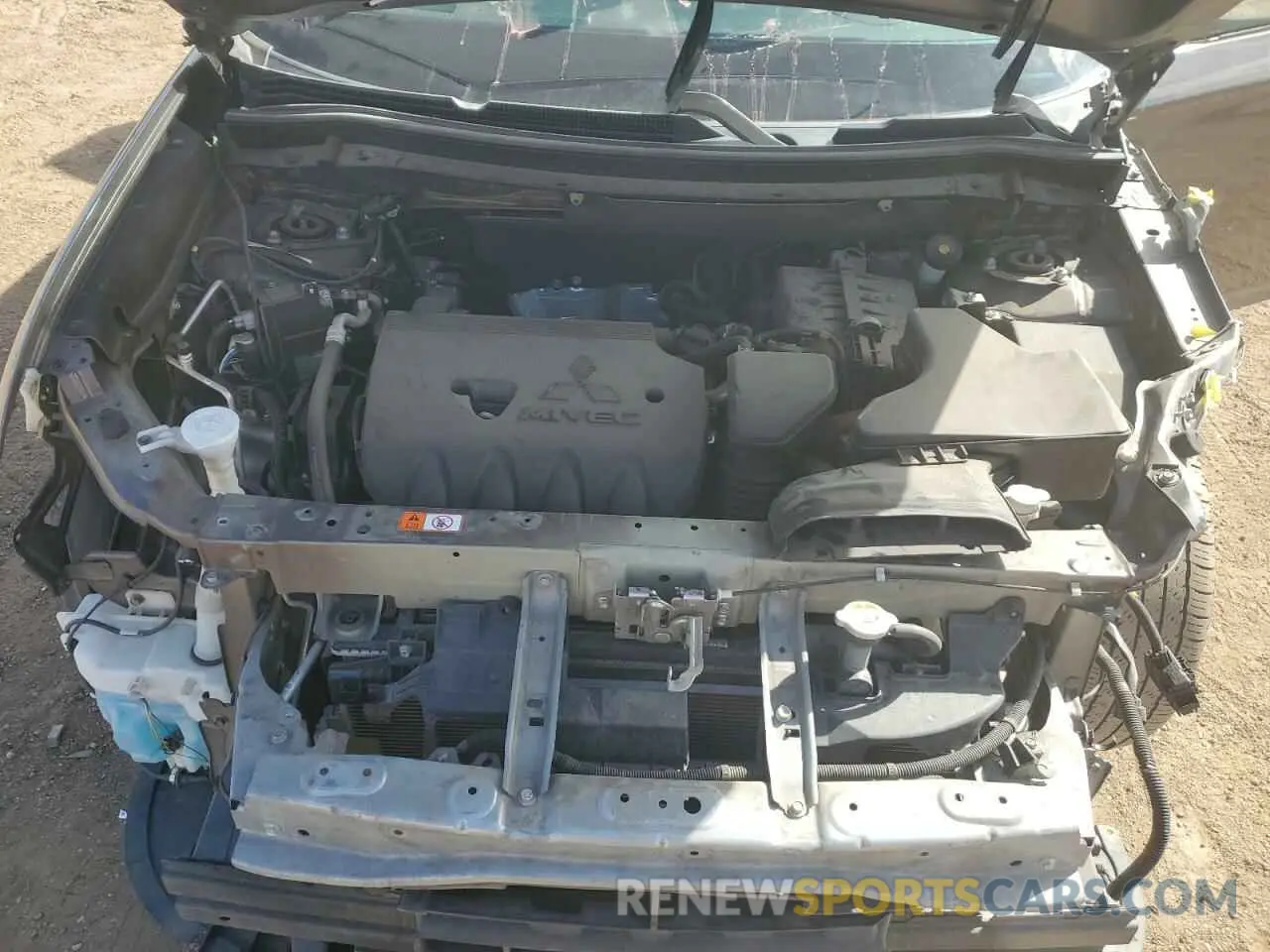 11 Photograph of a damaged car JA4AZ3A30LZ018318 MITSUBISHI OUTLANDER 2020