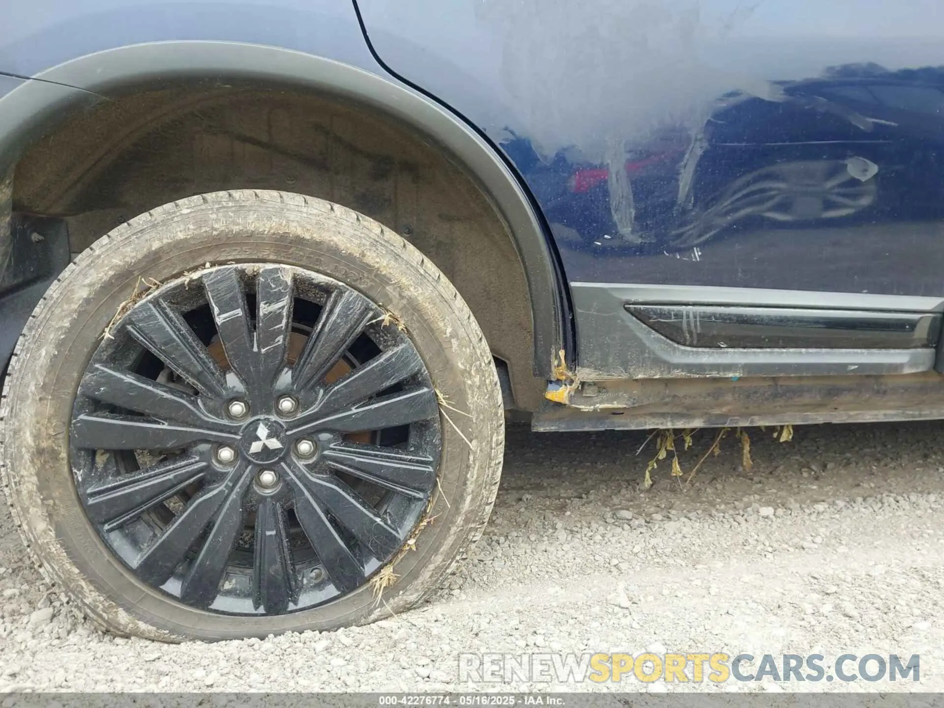 20 Photograph of a damaged car JA4AZ3A31LZ042840 MITSUBISHI OUTLANDER 2020