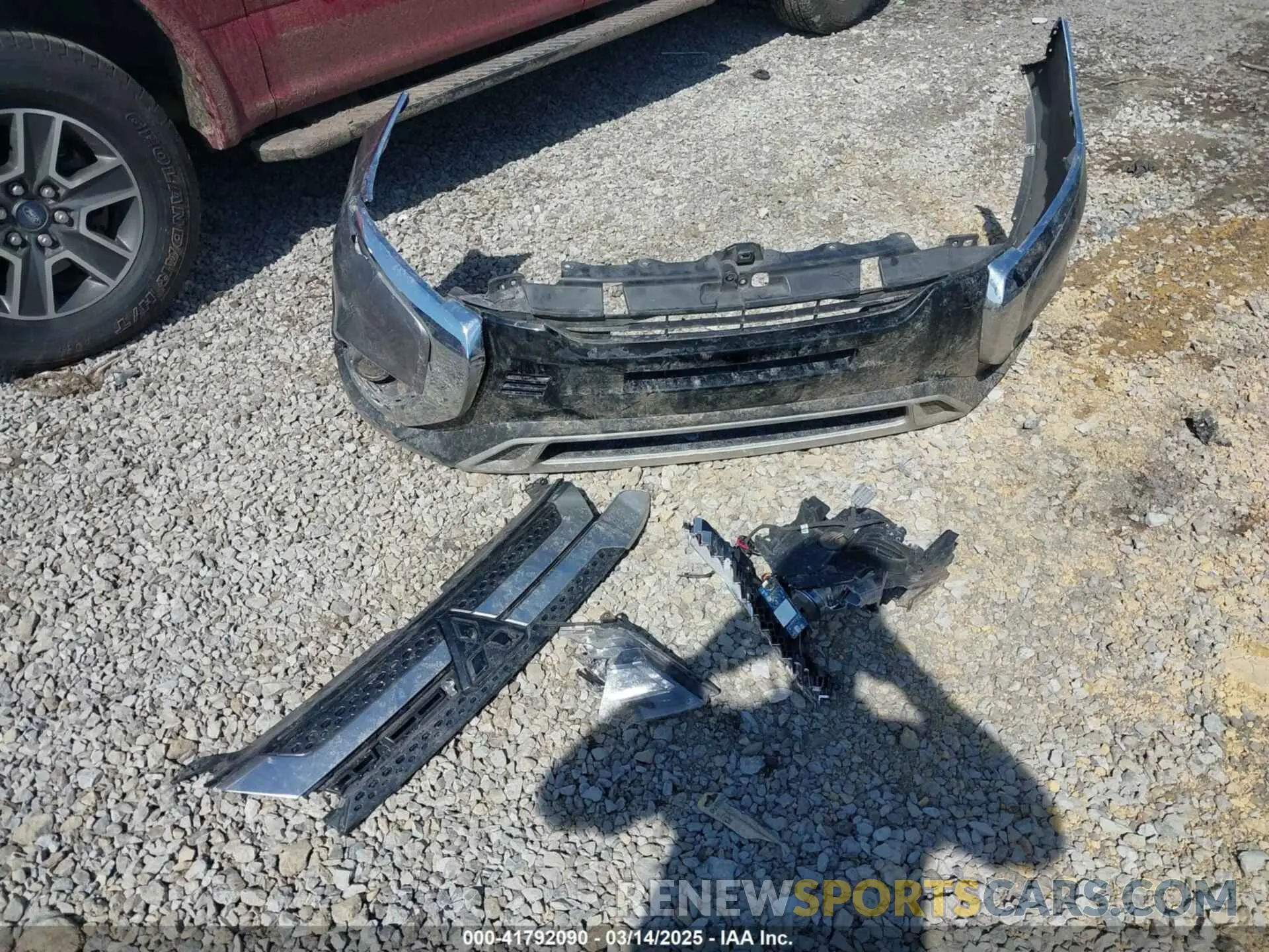 12 Фотография поврежденного автомобиля JA4AZ3A33LZ026557 MITSUBISHI OUTLANDER 2020