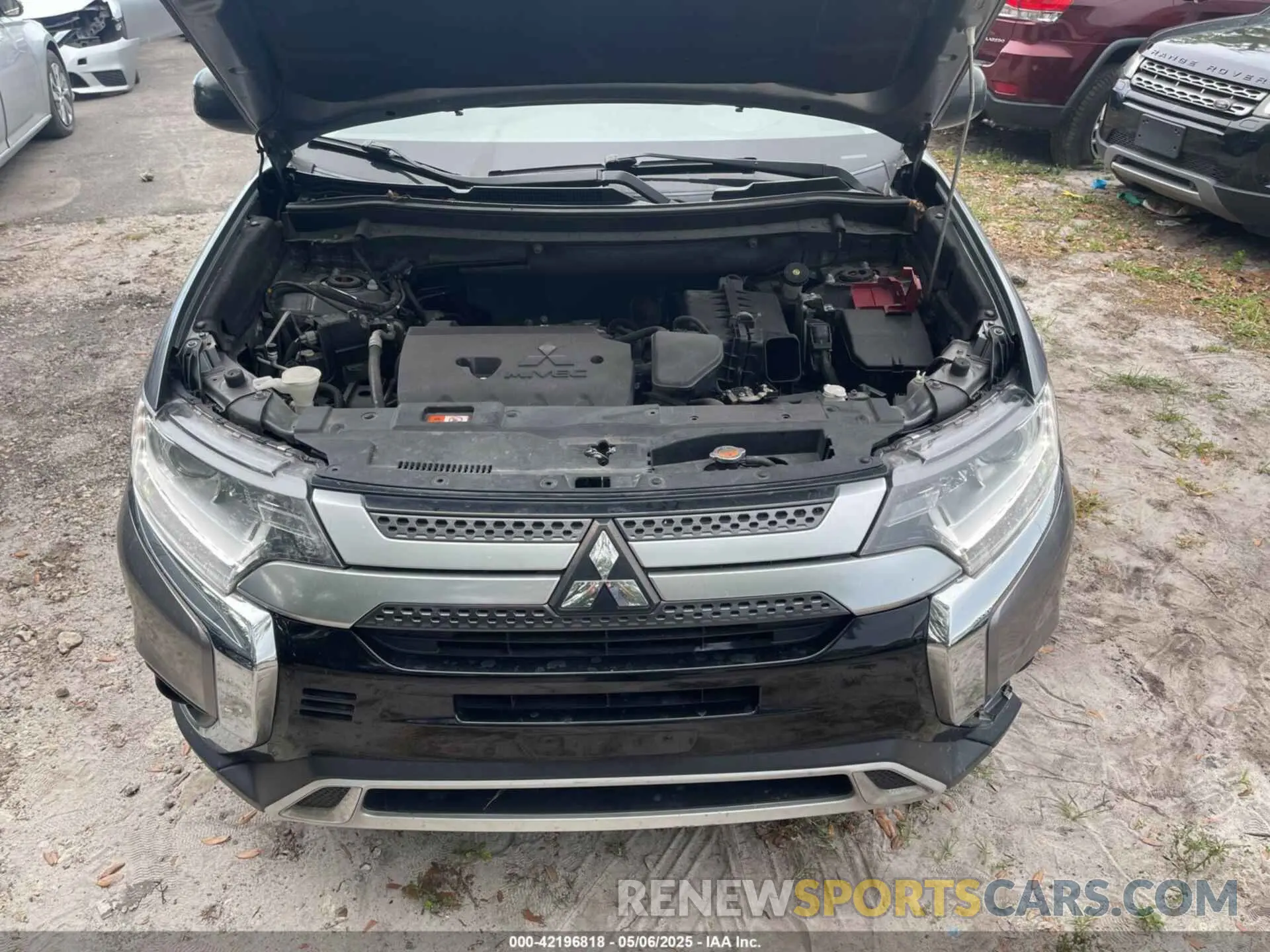 10 Фотография поврежденного автомобиля JA4AZ3A33LZ026770 MITSUBISHI OUTLANDER 2020