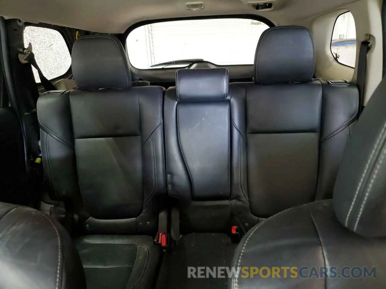 10 Фотография поврежденного автомобиля JA4AZ3A33LZ027241 MITSUBISHI OUTLANDER 2020