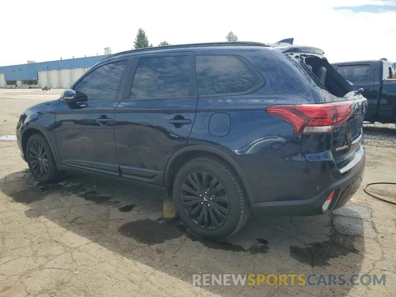 2 Photograph of a damaged car JA4AZ3A33LZ040846 MITSUBISHI OUTLANDER 2020