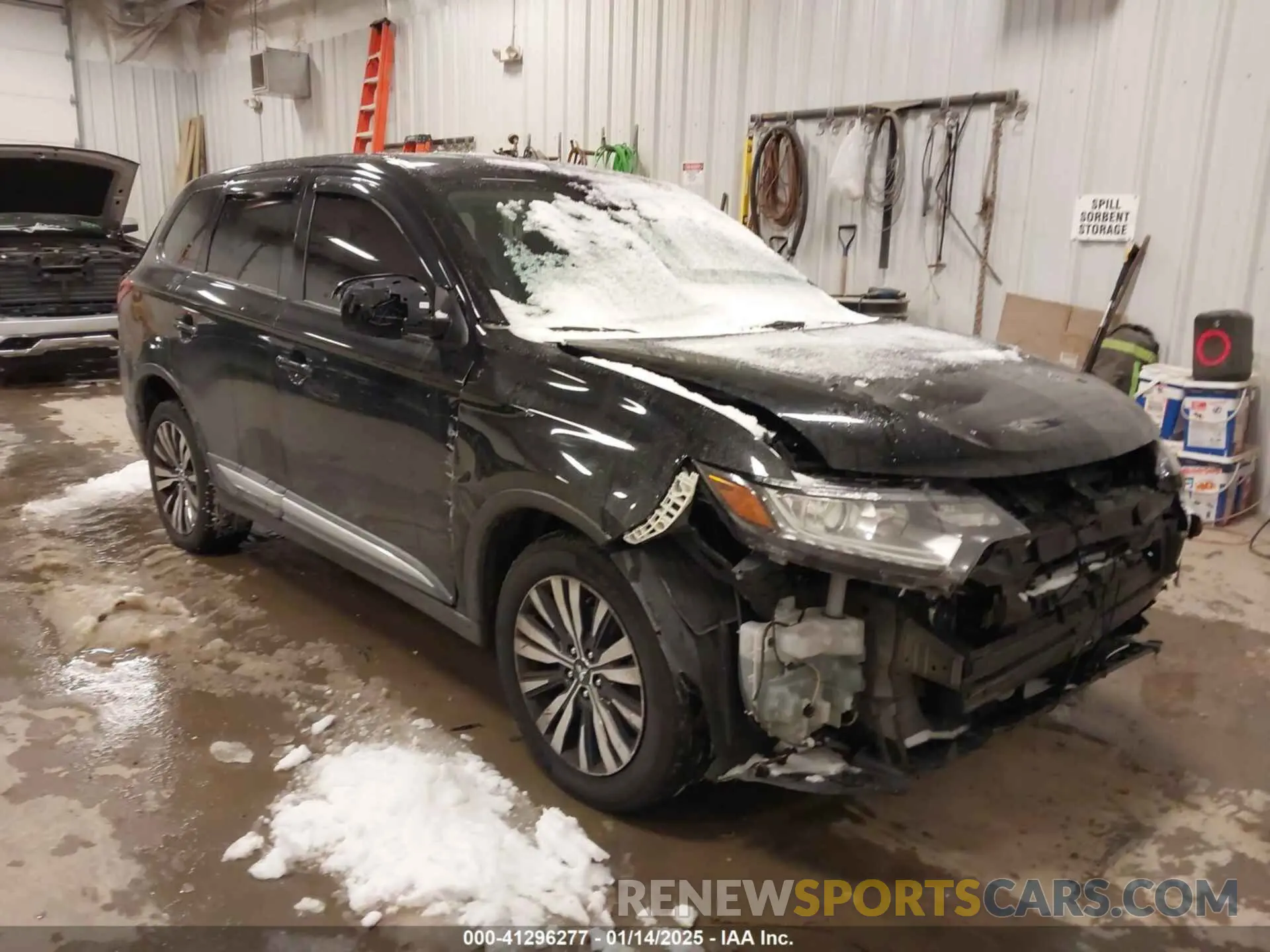 1 Photograph of a damaged car JA4AZ3A33LZ048610 MITSUBISHI OUTLANDER 2020