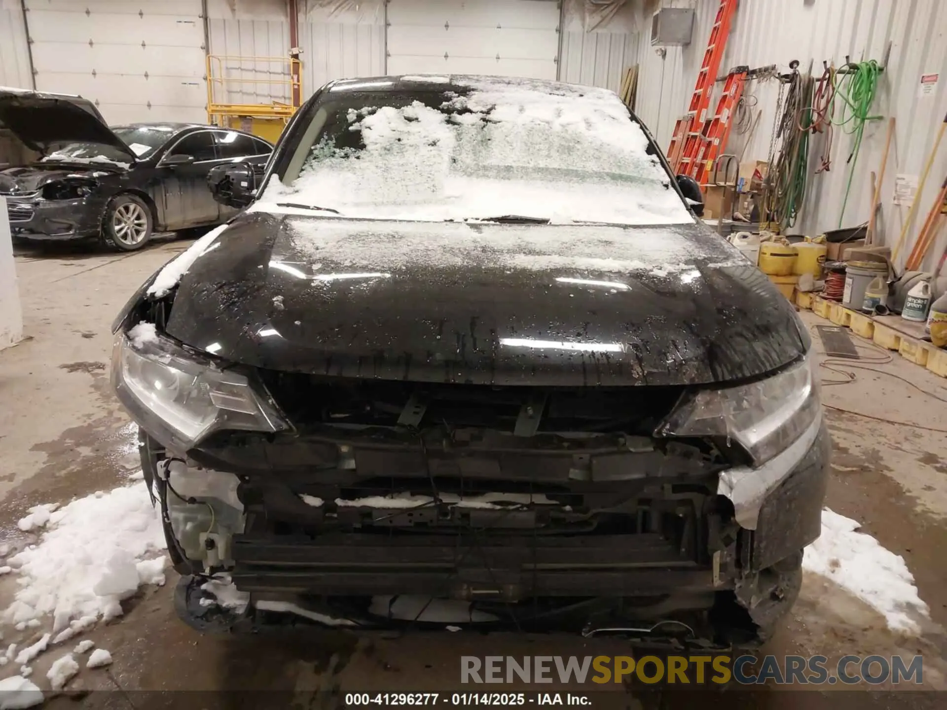 12 Photograph of a damaged car JA4AZ3A33LZ048610 MITSUBISHI OUTLANDER 2020