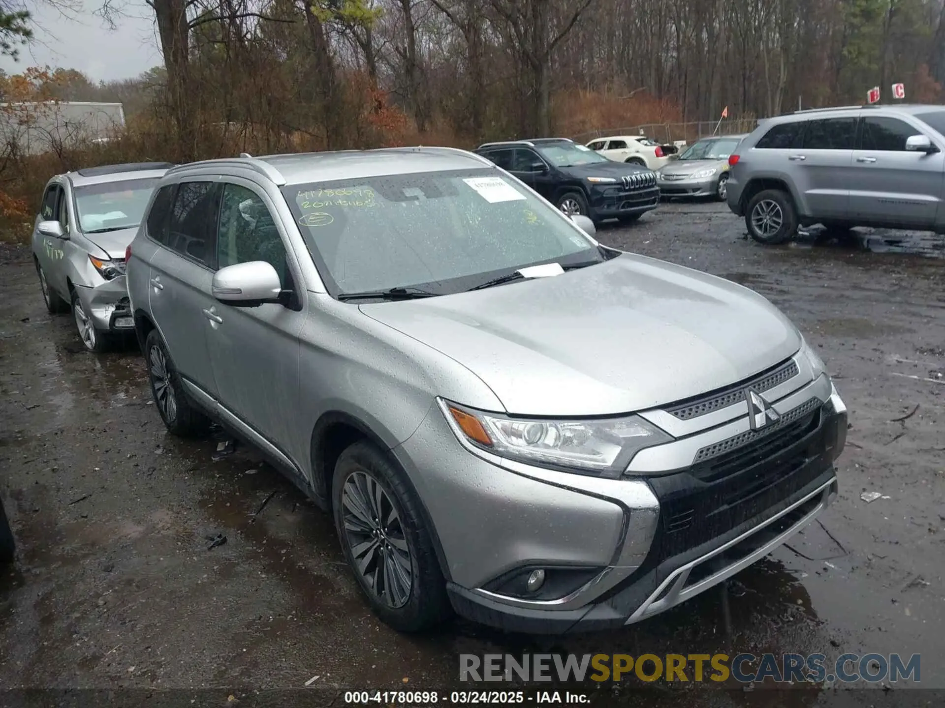 12 Photograph of a damaged car JA4AZ3A34LZ034022 MITSUBISHI OUTLANDER 2020