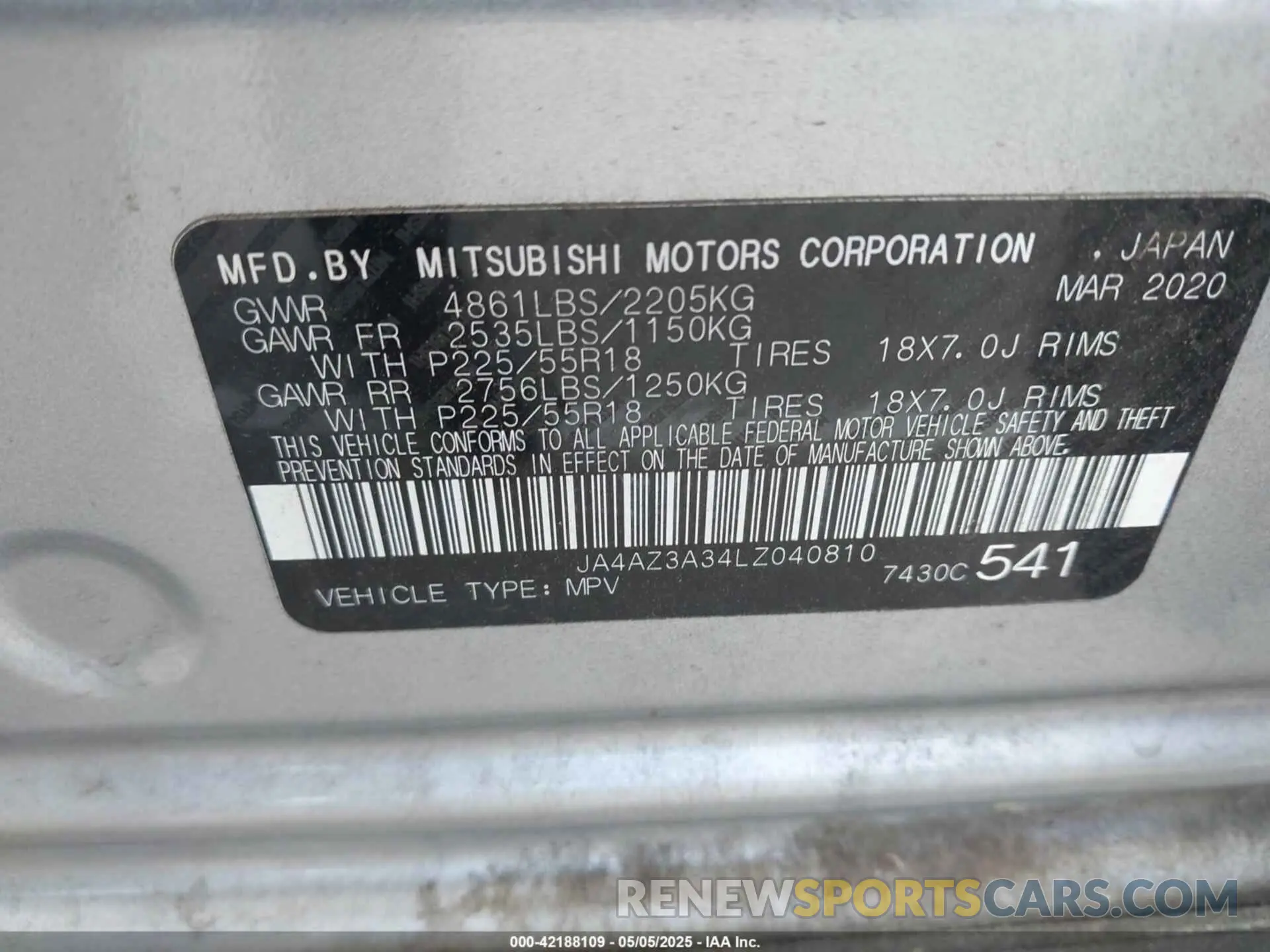 9 Photograph of a damaged car JA4AZ3A34LZ040810 MITSUBISHI OUTLANDER 2020