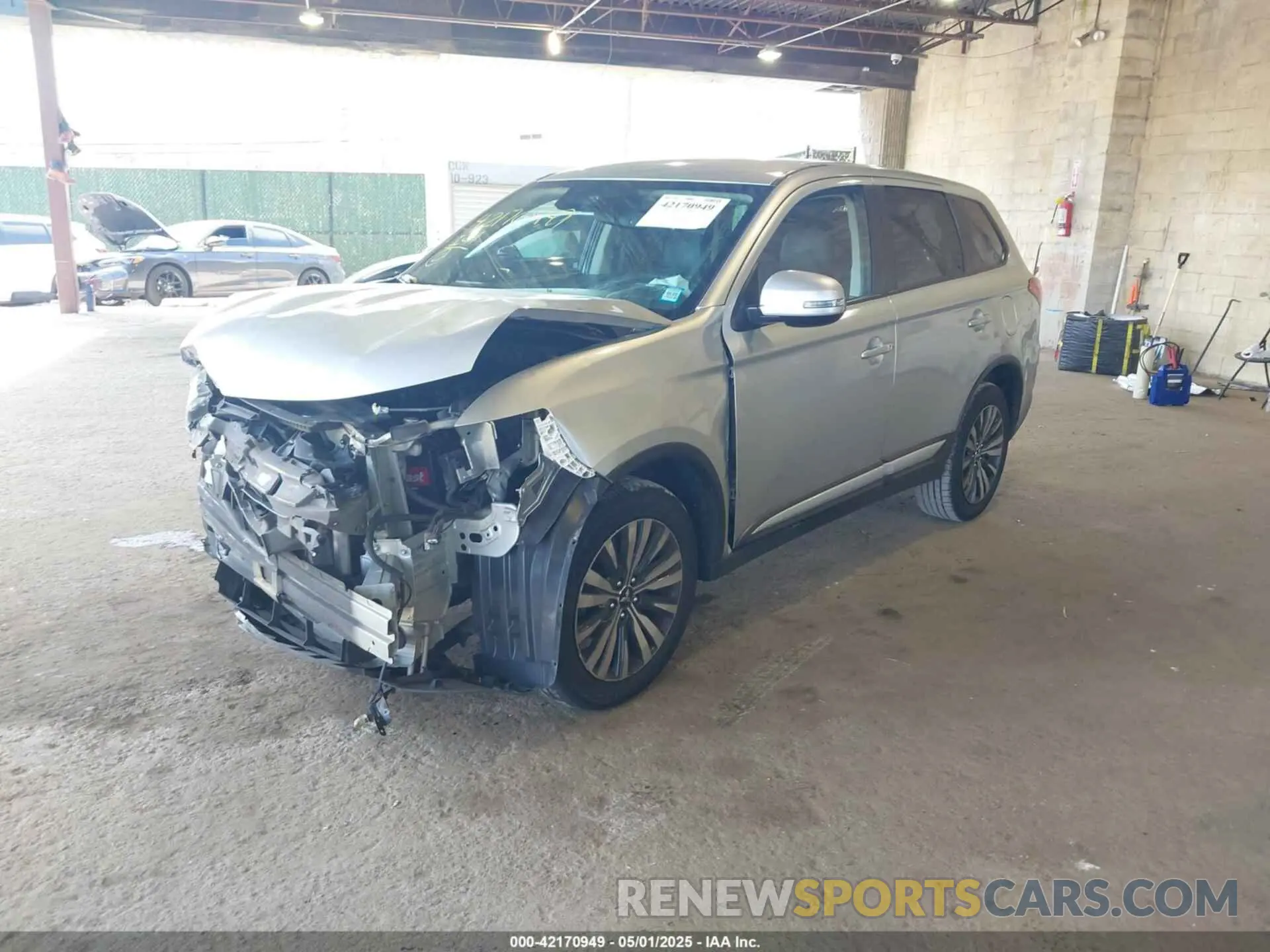 2 Photograph of a damaged car JA4AZ3A34LZ044369 MITSUBISHI OUTLANDER 2020