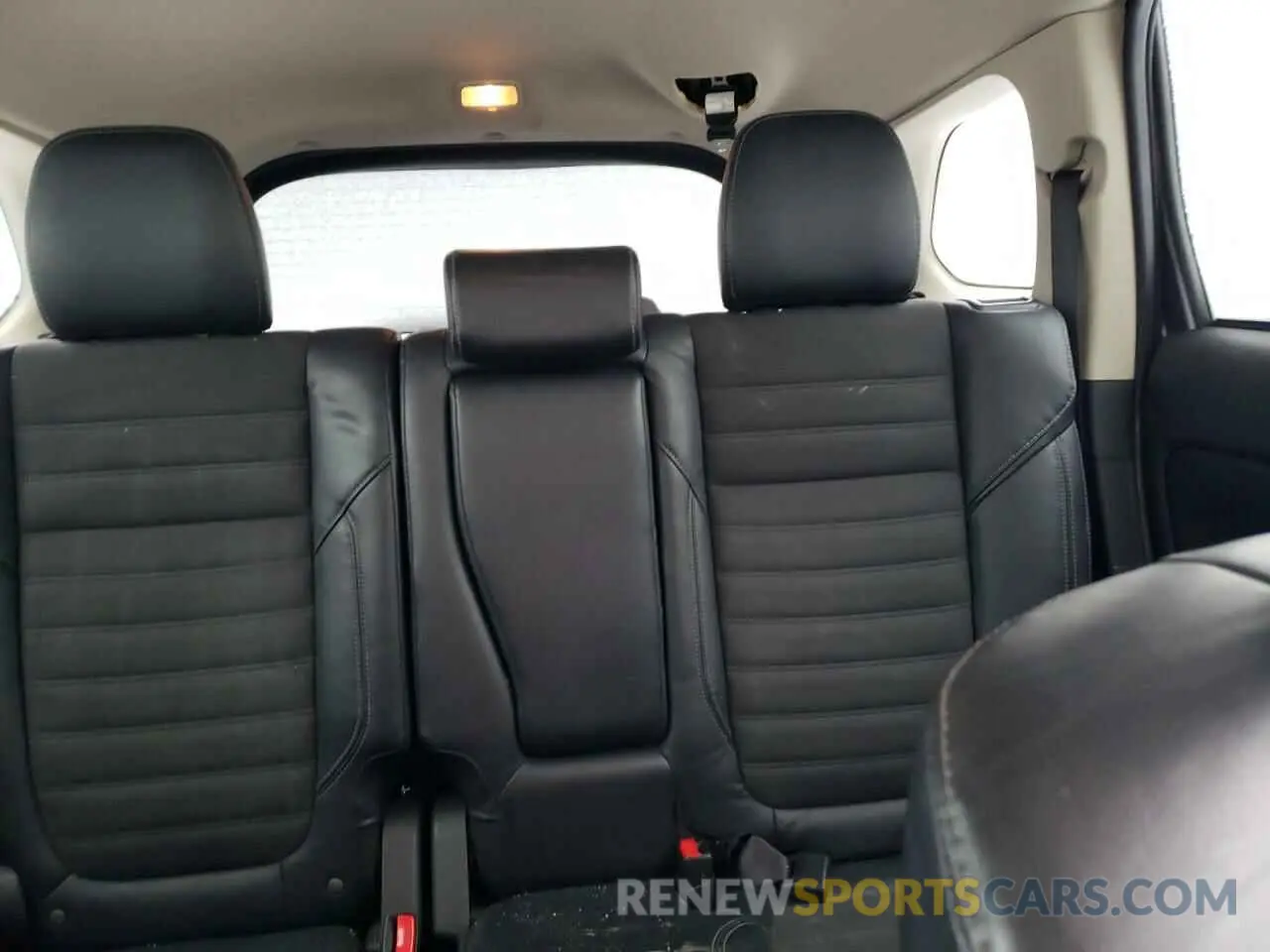 10 Фотография поврежденного автомобиля JA4AZ3A35LZ043926 MITSUBISHI OUTLANDER 2020