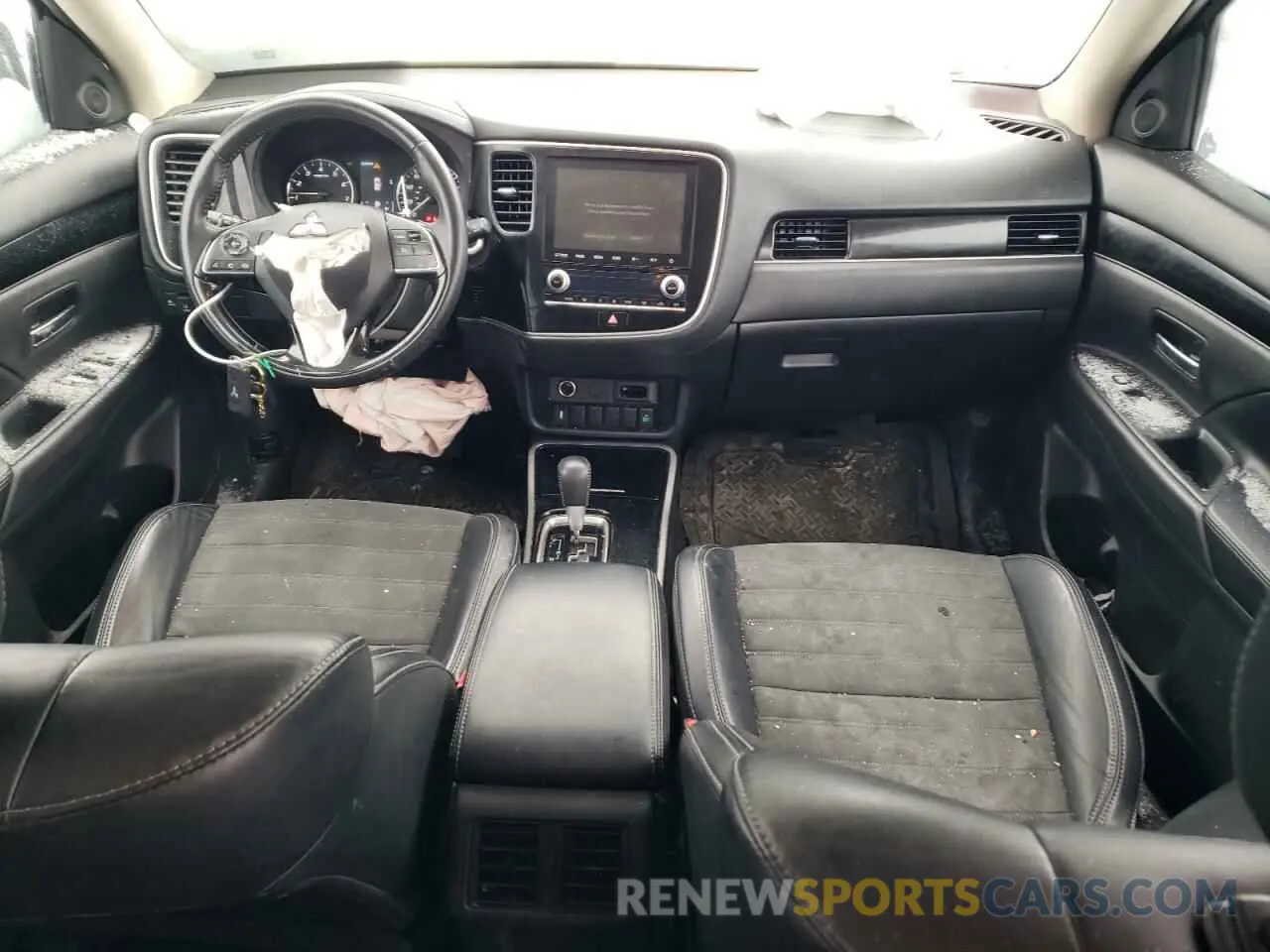 8 Фотография поврежденного автомобиля JA4AZ3A35LZ043926 MITSUBISHI OUTLANDER 2020