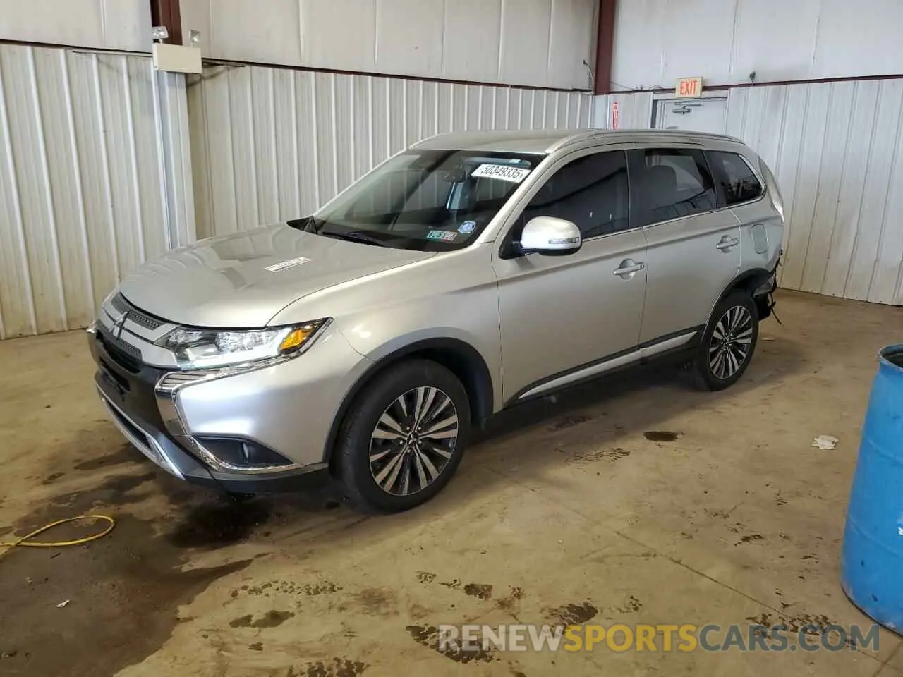 1 Photograph of a damaged car JA4AZ3A36LZ030649 MITSUBISHI OUTLANDER 2020