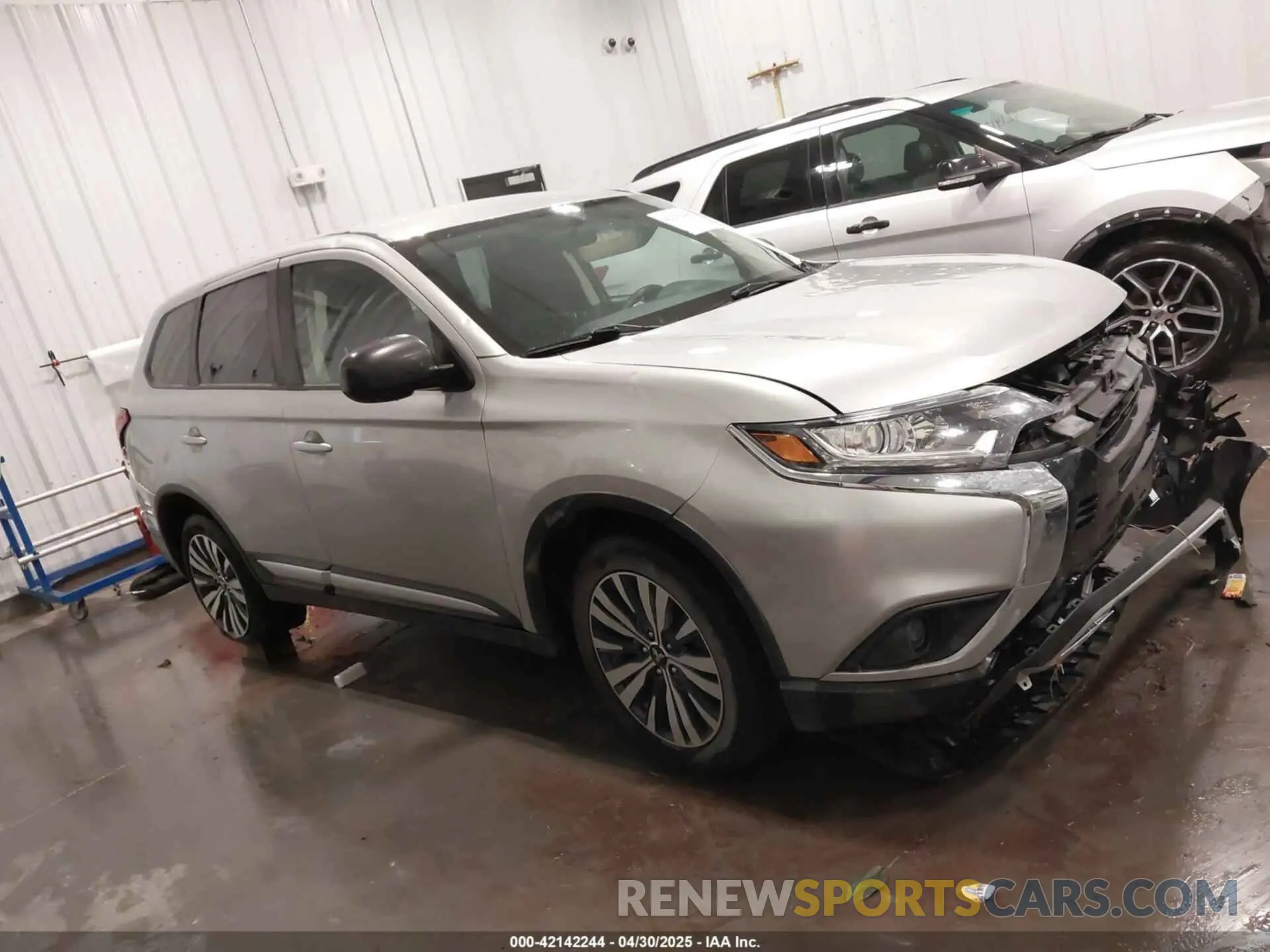 14 Photograph of a damaged car JA4AZ3A38LZ018227 MITSUBISHI OUTLANDER 2020