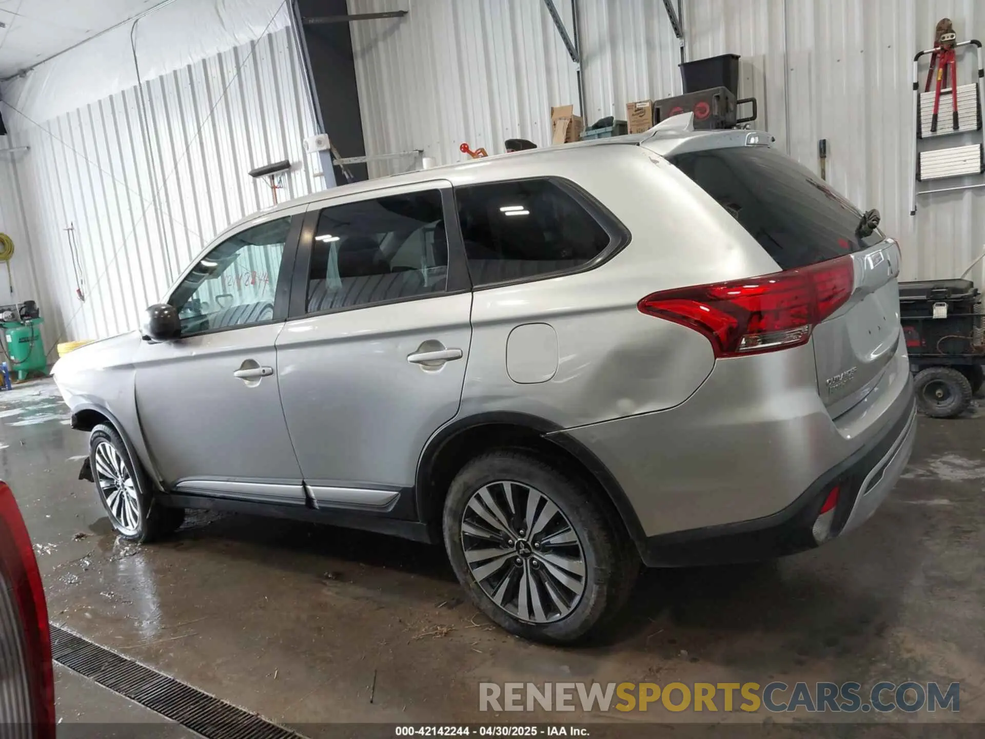 15 Photograph of a damaged car JA4AZ3A38LZ018227 MITSUBISHI OUTLANDER 2020