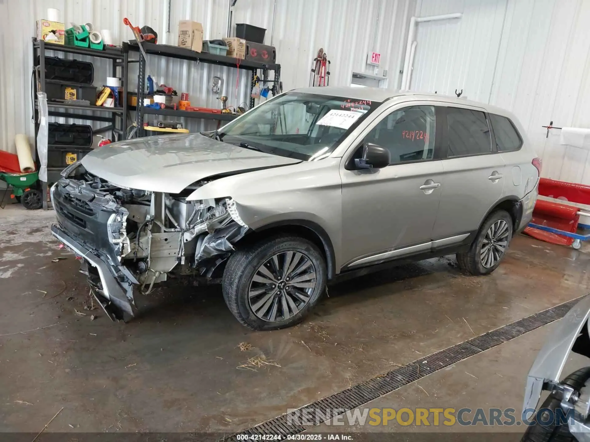 2 Photograph of a damaged car JA4AZ3A38LZ018227 MITSUBISHI OUTLANDER 2020