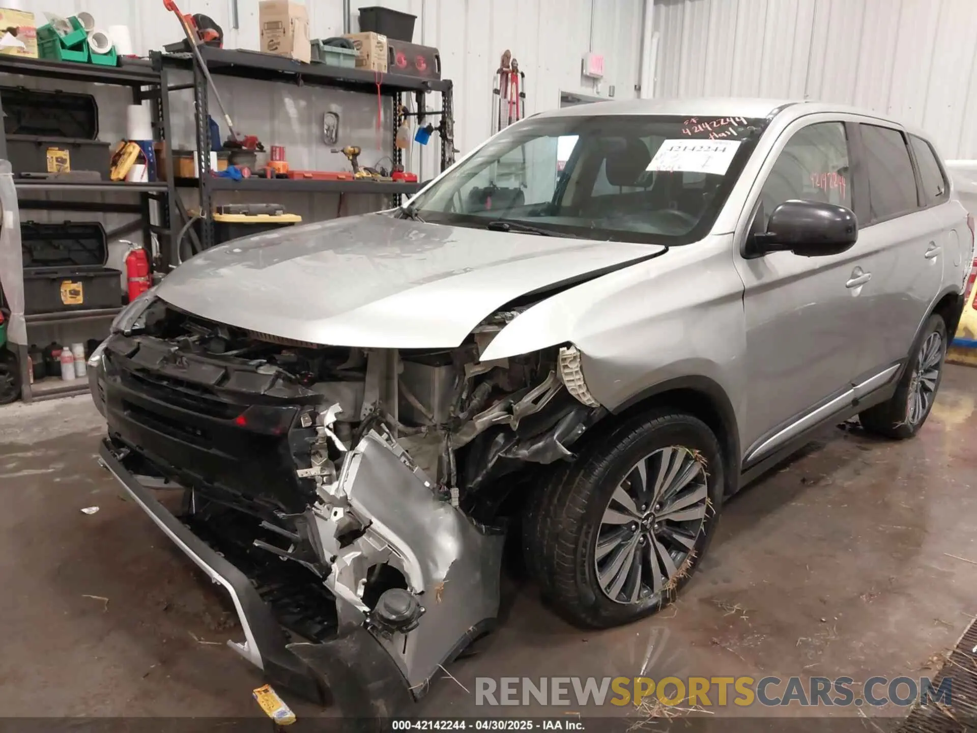 6 Photograph of a damaged car JA4AZ3A38LZ018227 MITSUBISHI OUTLANDER 2020