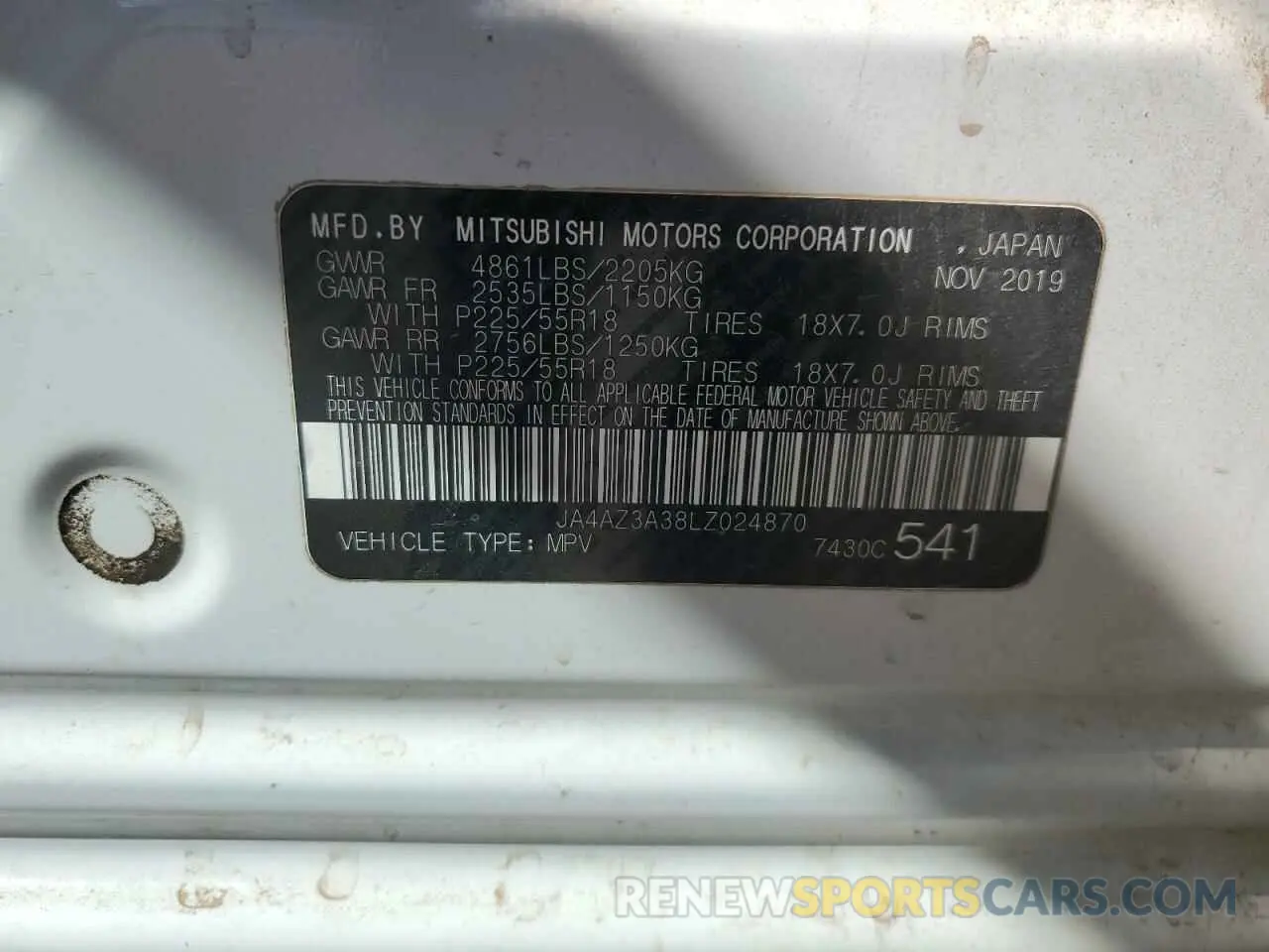 14 Photograph of a damaged car JA4AZ3A38LZ024870 MITSUBISHI OUTLANDER 2020
