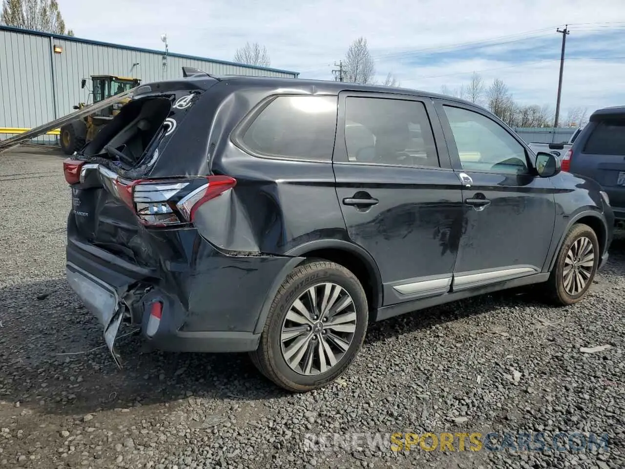 3 Photograph of a damaged car JA4AZ3A39LZ027776 MITSUBISHI OUTLANDER 2020