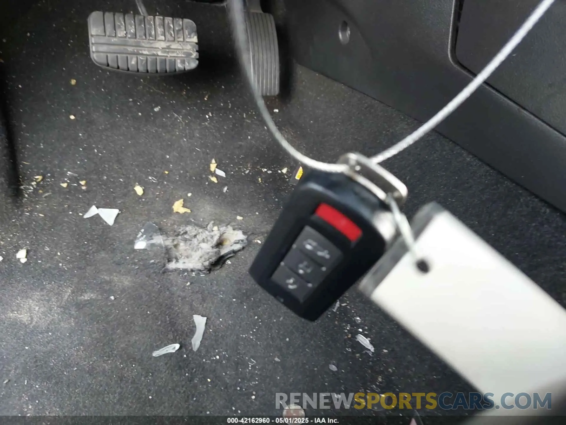 11 Photograph of a damaged car JA4AZ3A39LZ042844 MITSUBISHI OUTLANDER 2020