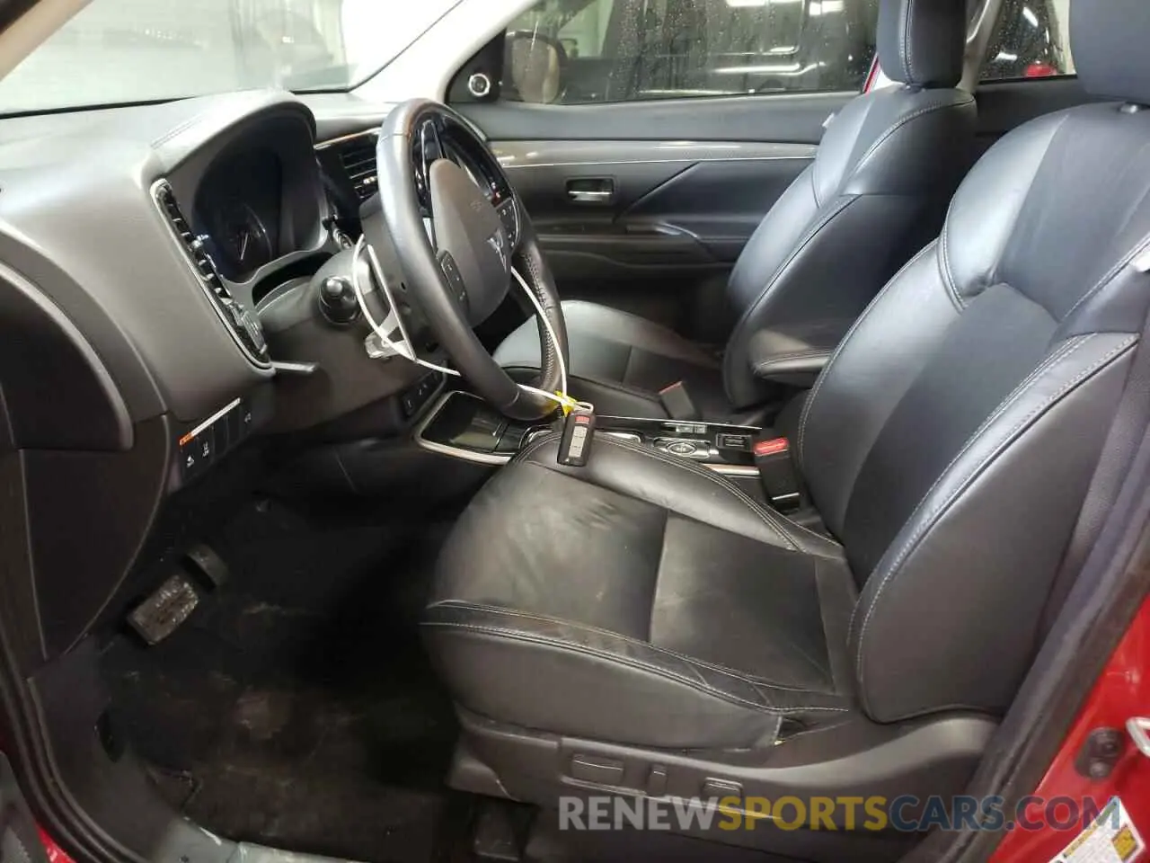 7 Фотография поврежденного автомобиля JA4JZ4AX5LZ042073 MITSUBISHI OUTLANDER 2020