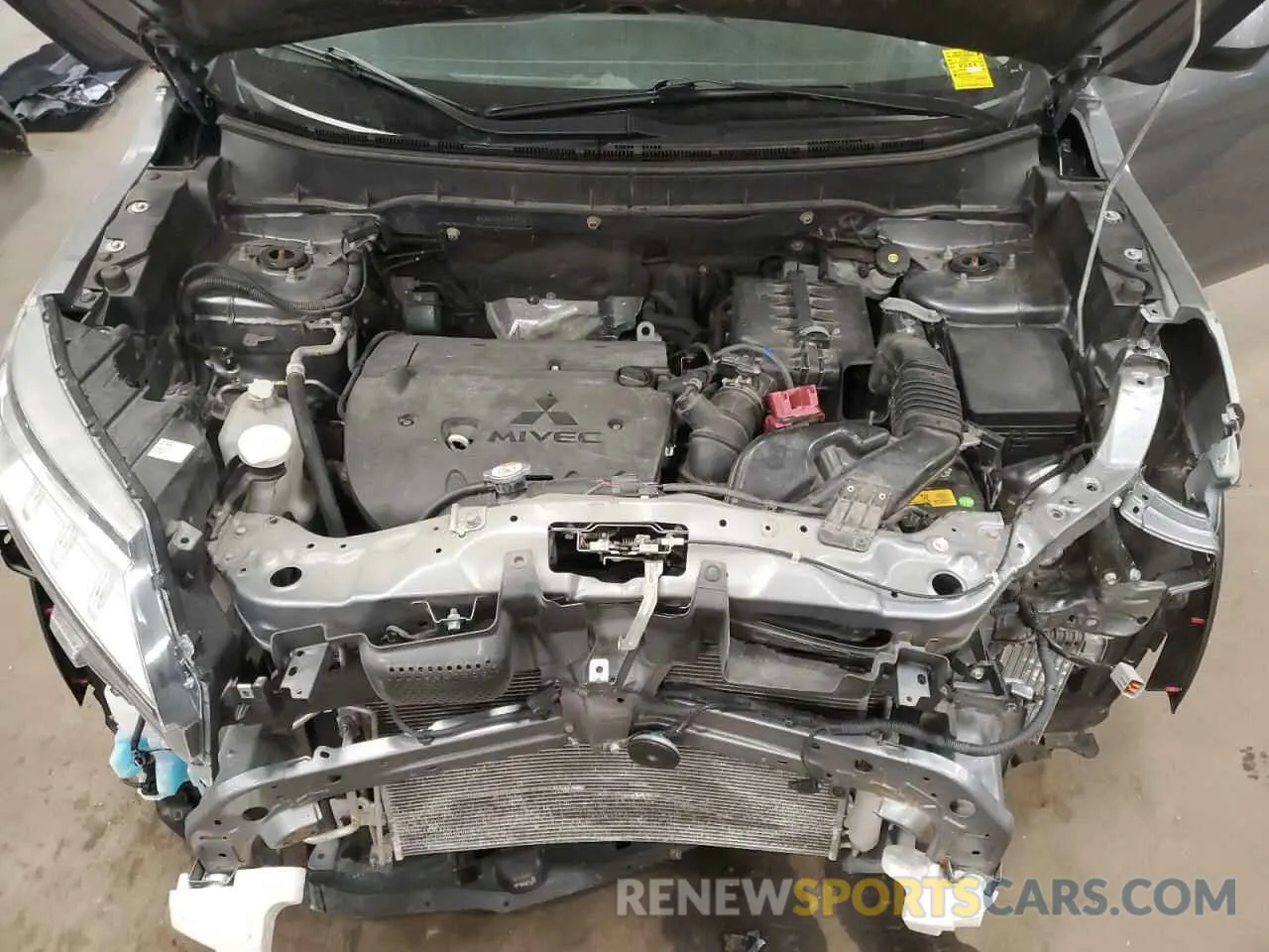 12 Фотография поврежденного автомобиля JA4APUAU2MU009347 MITSUBISHI OUTLANDER 2021