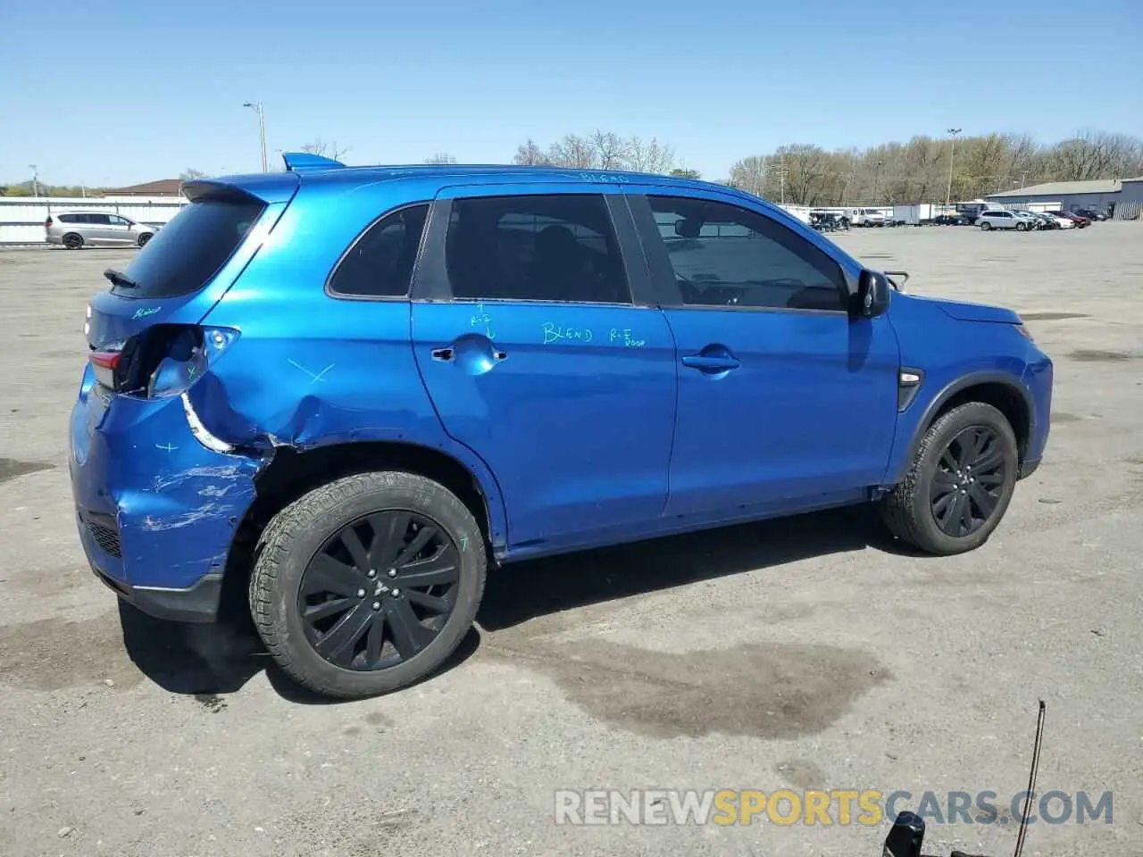 3 Photograph of a damaged car JA4APUAU4MU021791 MITSUBISHI OUTLANDER 2021