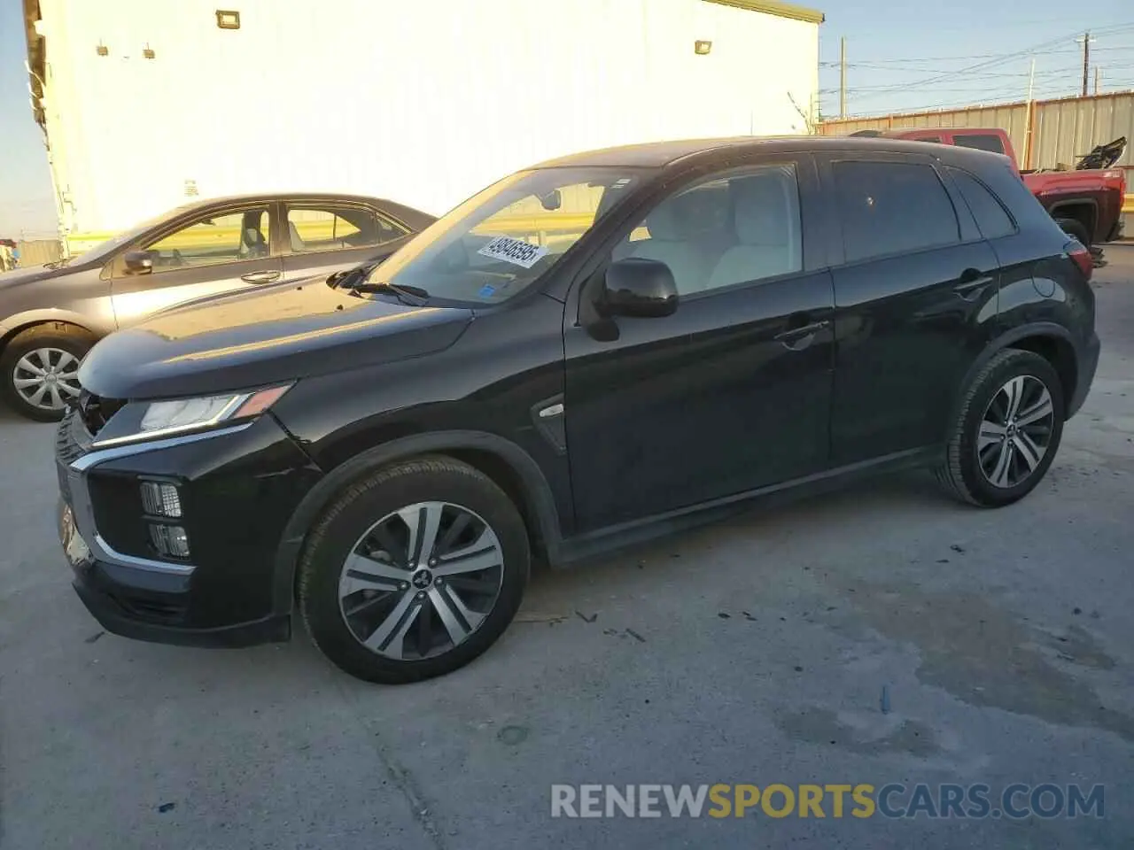 1 Фотография поврежденного автомобиля JA4APUAU5MU005700 MITSUBISHI OUTLANDER 2021