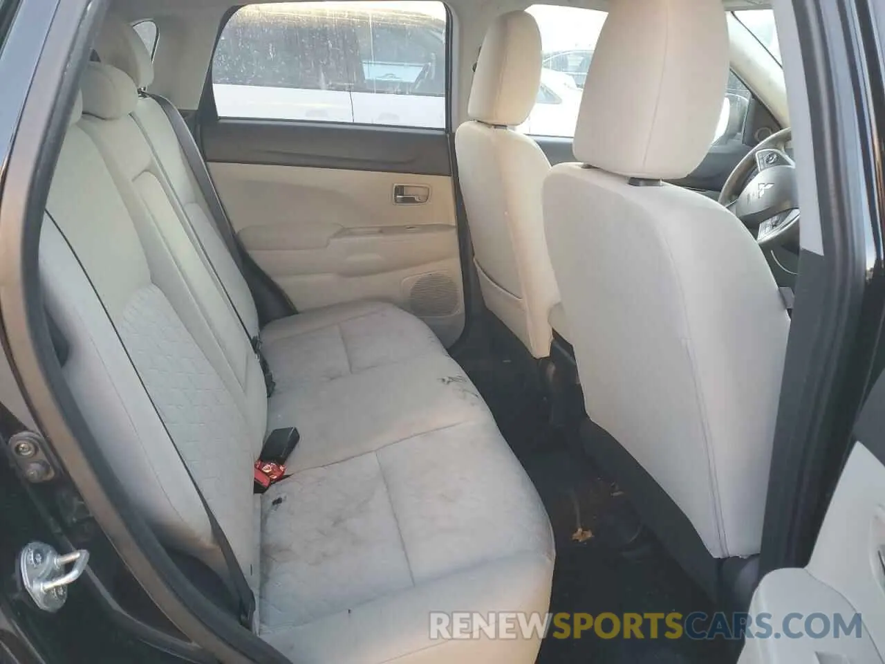 11 Фотография поврежденного автомобиля JA4APUAU5MU005700 MITSUBISHI OUTLANDER 2021