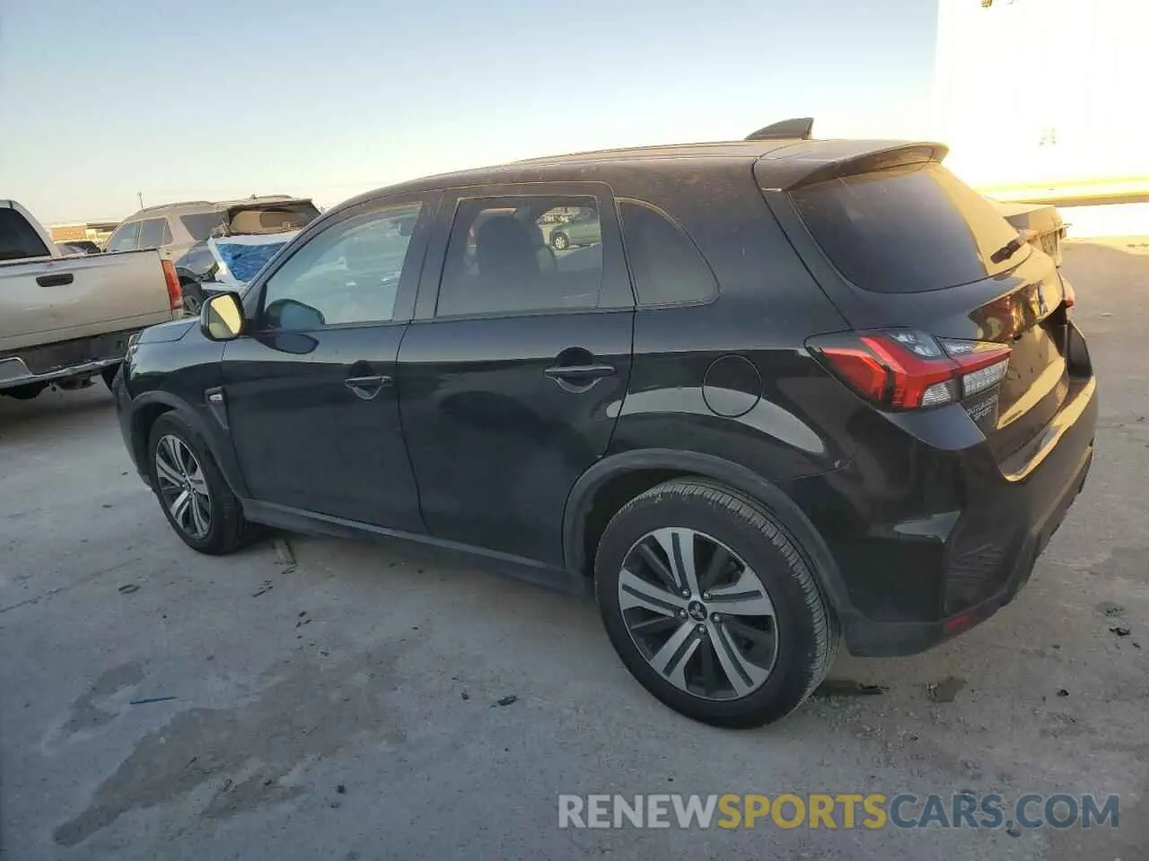 2 Фотография поврежденного автомобиля JA4APUAU5MU005700 MITSUBISHI OUTLANDER 2021