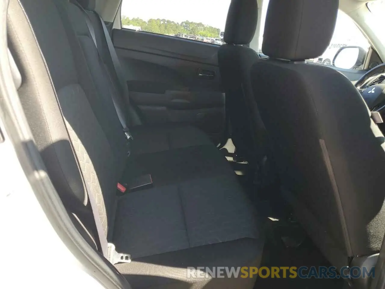 11 Фотография поврежденного автомобиля JA4APUAU6MU030699 MITSUBISHI OUTLANDER 2021