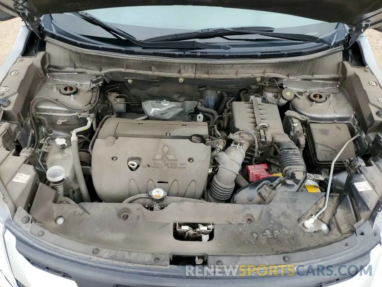 11 Фотография поврежденного автомобиля JA4APUAU6MU035840 MITSUBISHI OUTLANDER 2021