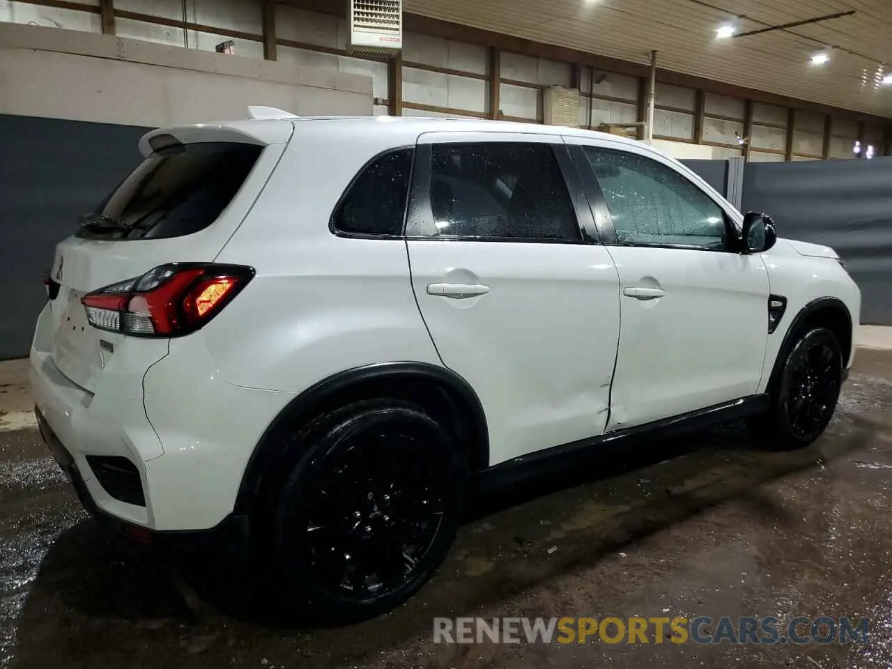 3 Фотография поврежденного автомобиля JA4APUAU7MU022630 MITSUBISHI OUTLANDER 2021