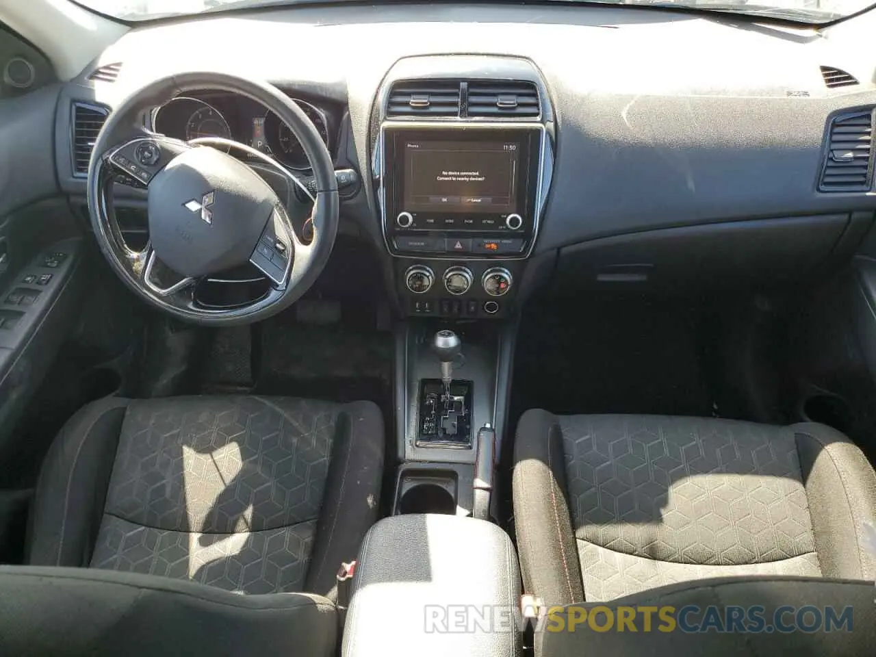 8 Фотография поврежденного автомобиля JA4APUAU7MU022630 MITSUBISHI OUTLANDER 2021