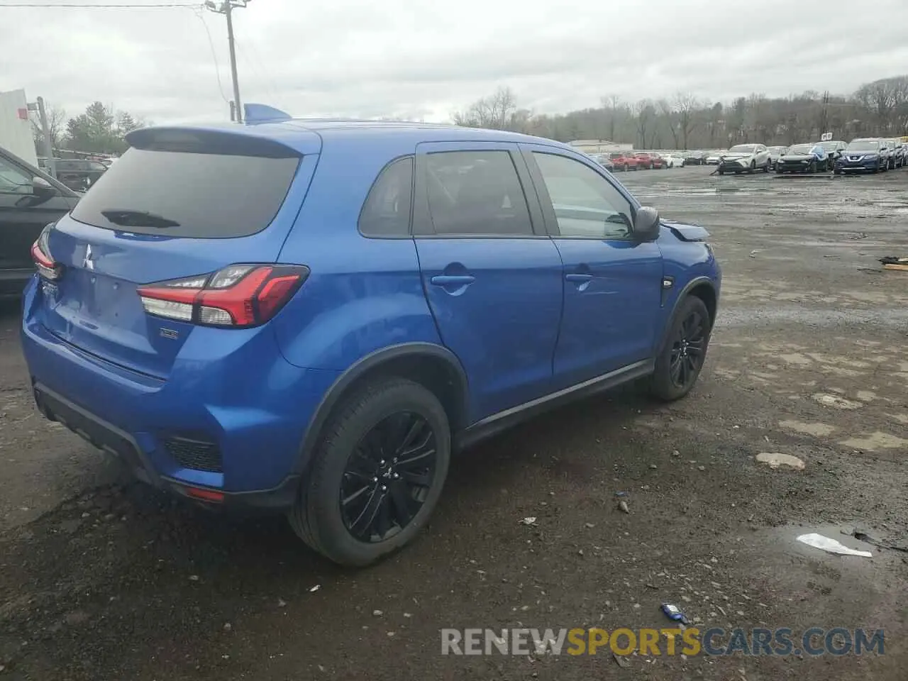 3 Фотография поврежденного автомобиля JA4APUAUXMU000427 MITSUBISHI OUTLANDER 2021