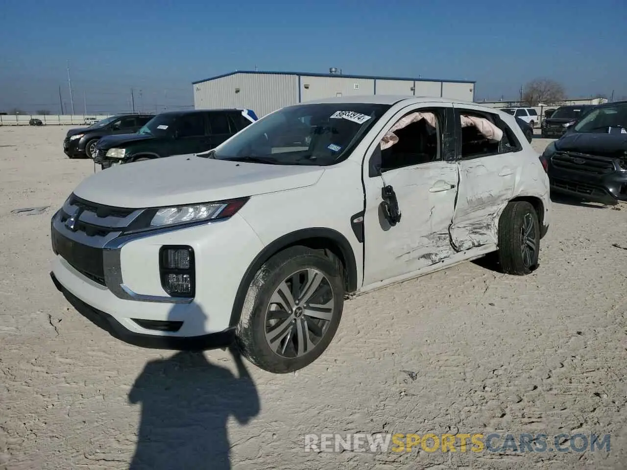 1 Фотография поврежденного автомобиля JA4APUAUXMU029409 MITSUBISHI OUTLANDER 2021