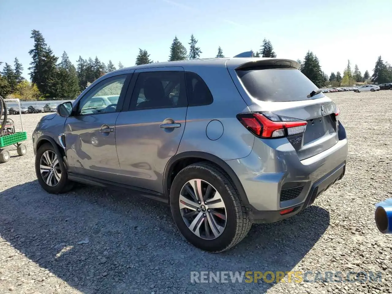 2 Фотография поврежденного автомобиля JA4APVAU0MU015802 MITSUBISHI OUTLANDER 2021