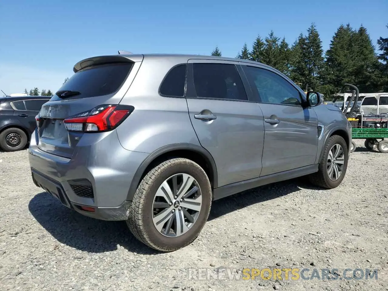 3 Фотография поврежденного автомобиля JA4APVAU0MU015802 MITSUBISHI OUTLANDER 2021