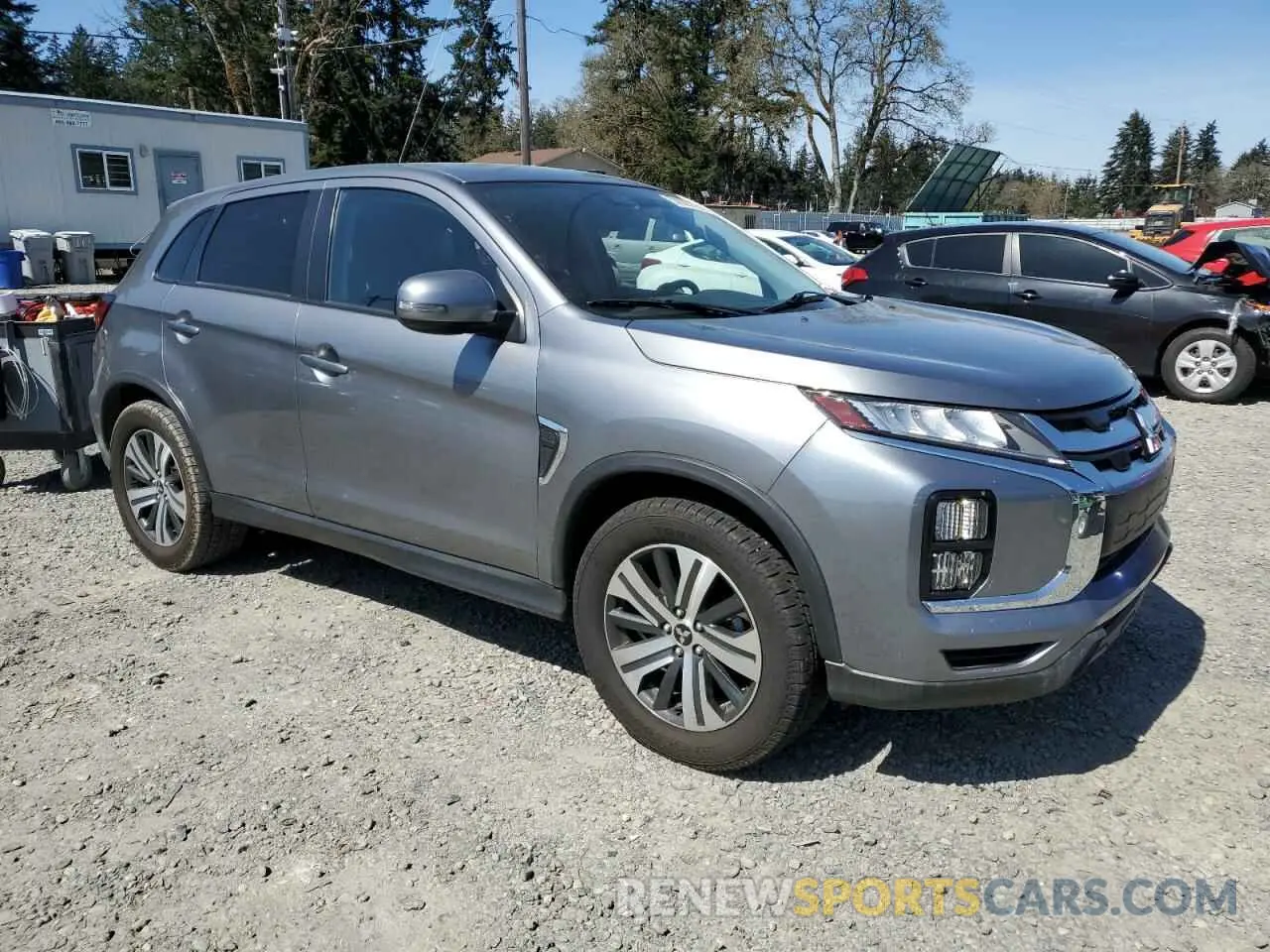 4 Фотография поврежденного автомобиля JA4APVAU0MU015802 MITSUBISHI OUTLANDER 2021