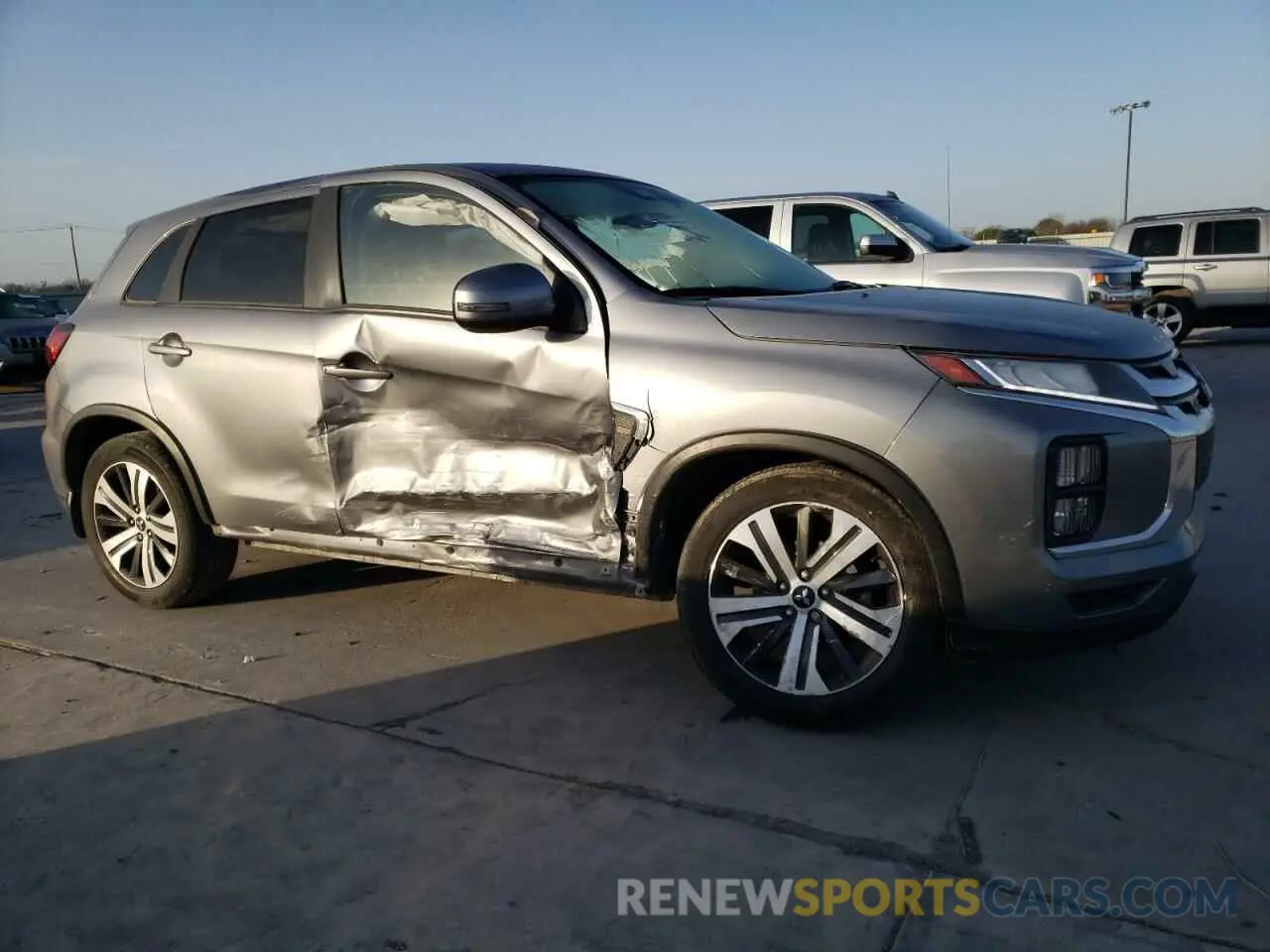 4 Фотография поврежденного автомобиля JA4APVAU0MU033507 MITSUBISHI OUTLANDER 2021