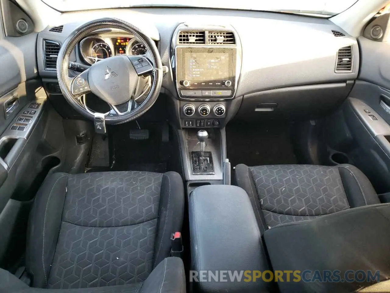 8 Фотография поврежденного автомобиля JA4APVAU0MU033507 MITSUBISHI OUTLANDER 2021