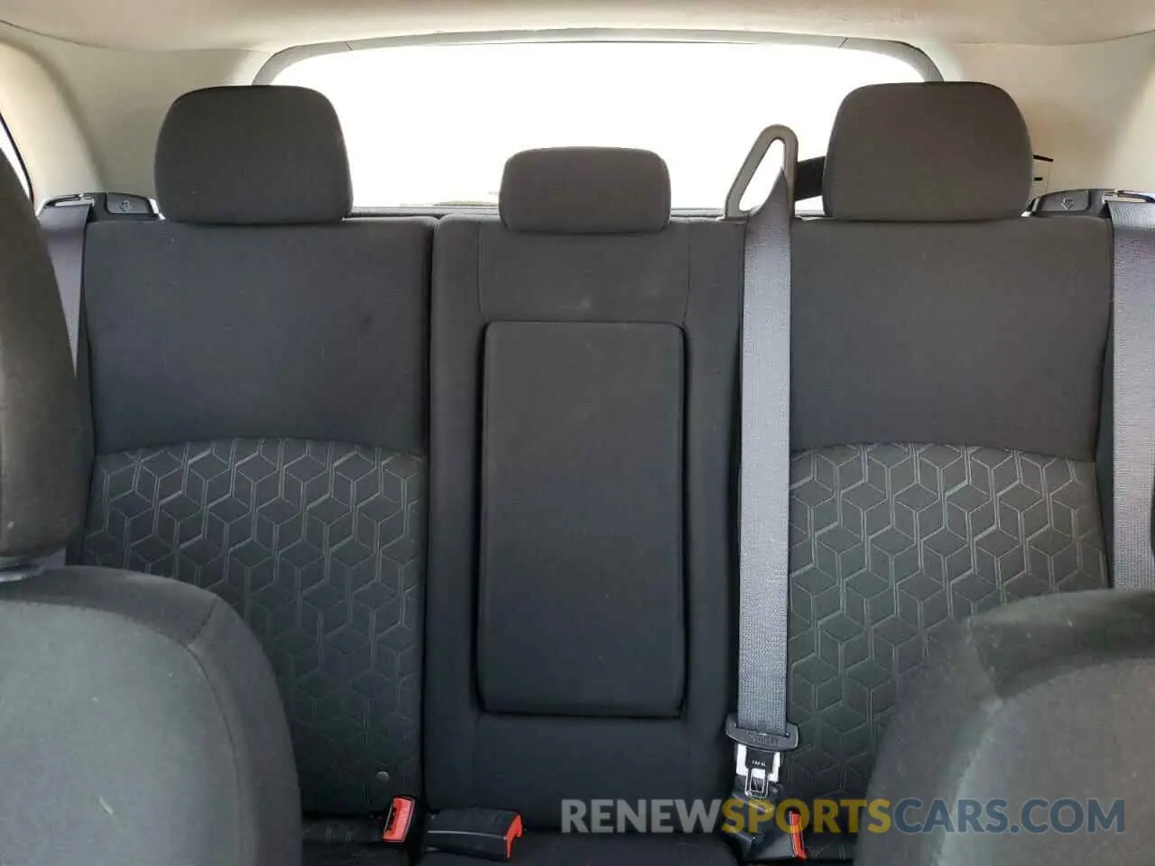 10 Photograph of a damaged car JA4APVAU1MU012505 MITSUBISHI OUTLANDER 2021