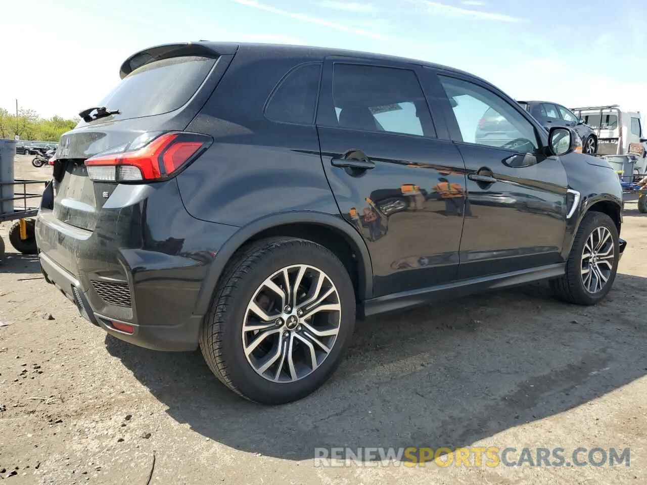 3 Photograph of a damaged car JA4APVAU1MU012505 MITSUBISHI OUTLANDER 2021