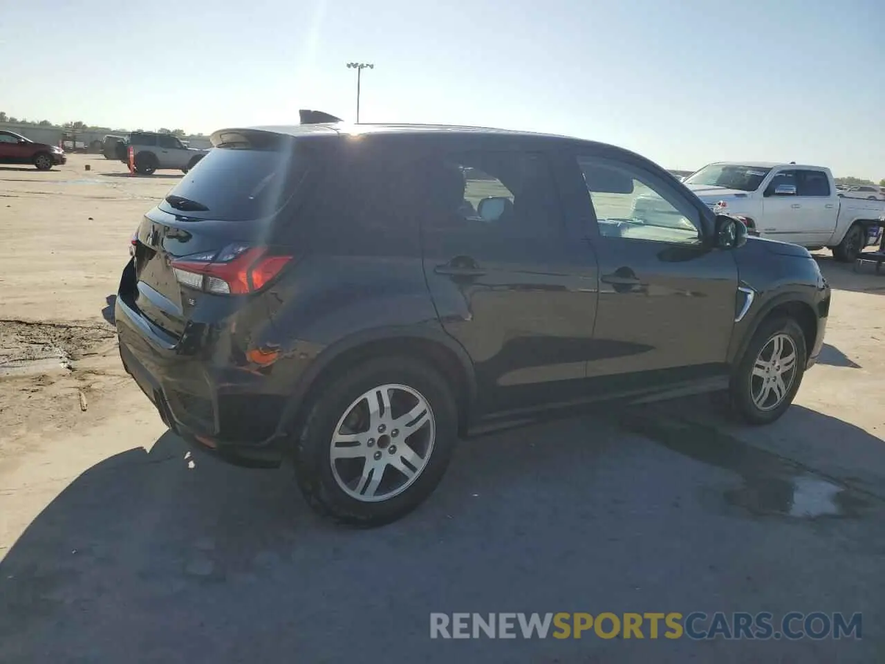 3 Фотография поврежденного автомобиля JA4APVAU3MU019651 MITSUBISHI OUTLANDER 2021