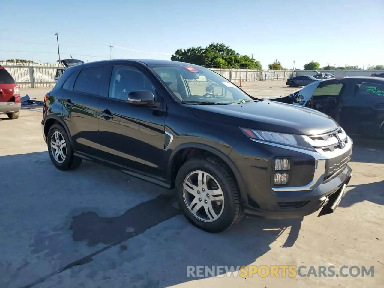4 Фотография поврежденного автомобиля JA4APVAU3MU019651 MITSUBISHI OUTLANDER 2021