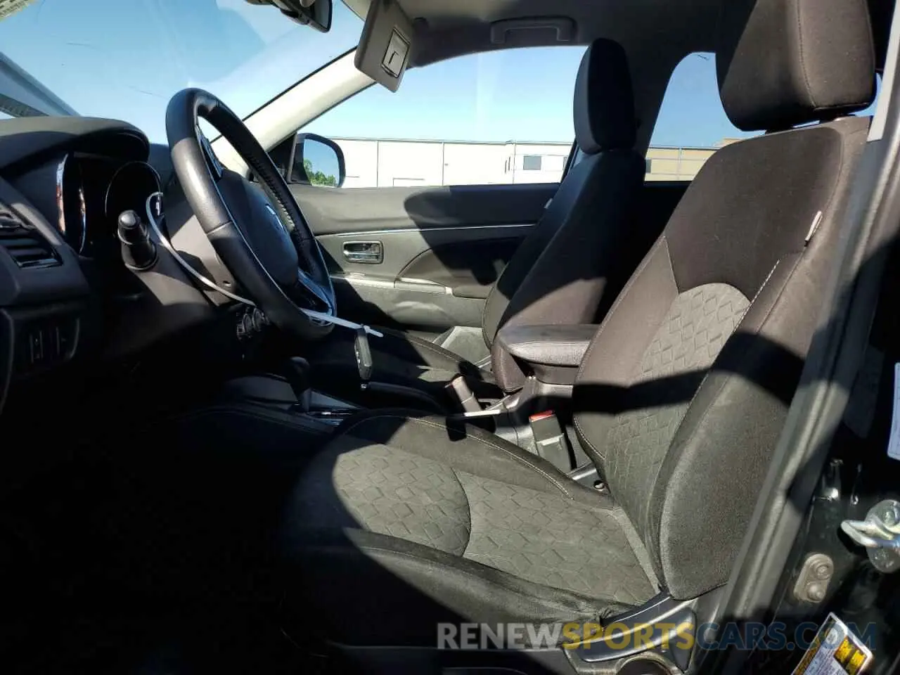 7 Фотография поврежденного автомобиля JA4APVAU3MU019651 MITSUBISHI OUTLANDER 2021