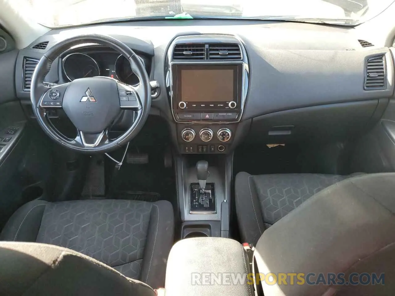 8 Фотография поврежденного автомобиля JA4APVAU3MU019651 MITSUBISHI OUTLANDER 2021