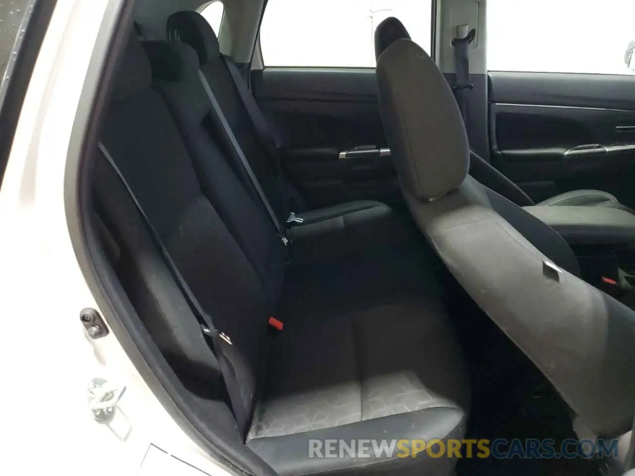 11 Фотография поврежденного автомобиля JA4APVAU5MU011941 MITSUBISHI OUTLANDER 2021