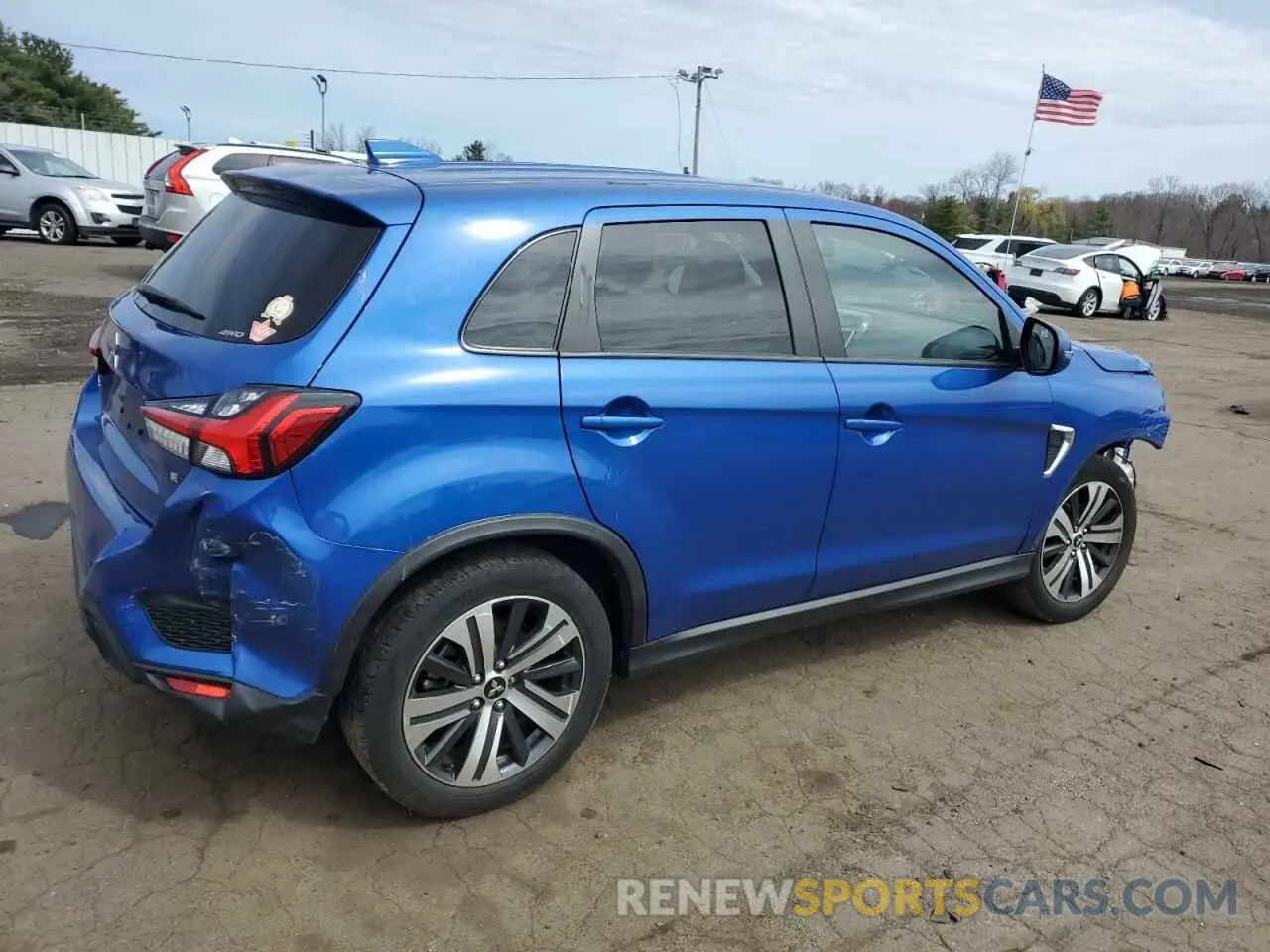 3 Фотография поврежденного автомобиля JA4ARUAU3MU006712 MITSUBISHI OUTLANDER 2021
